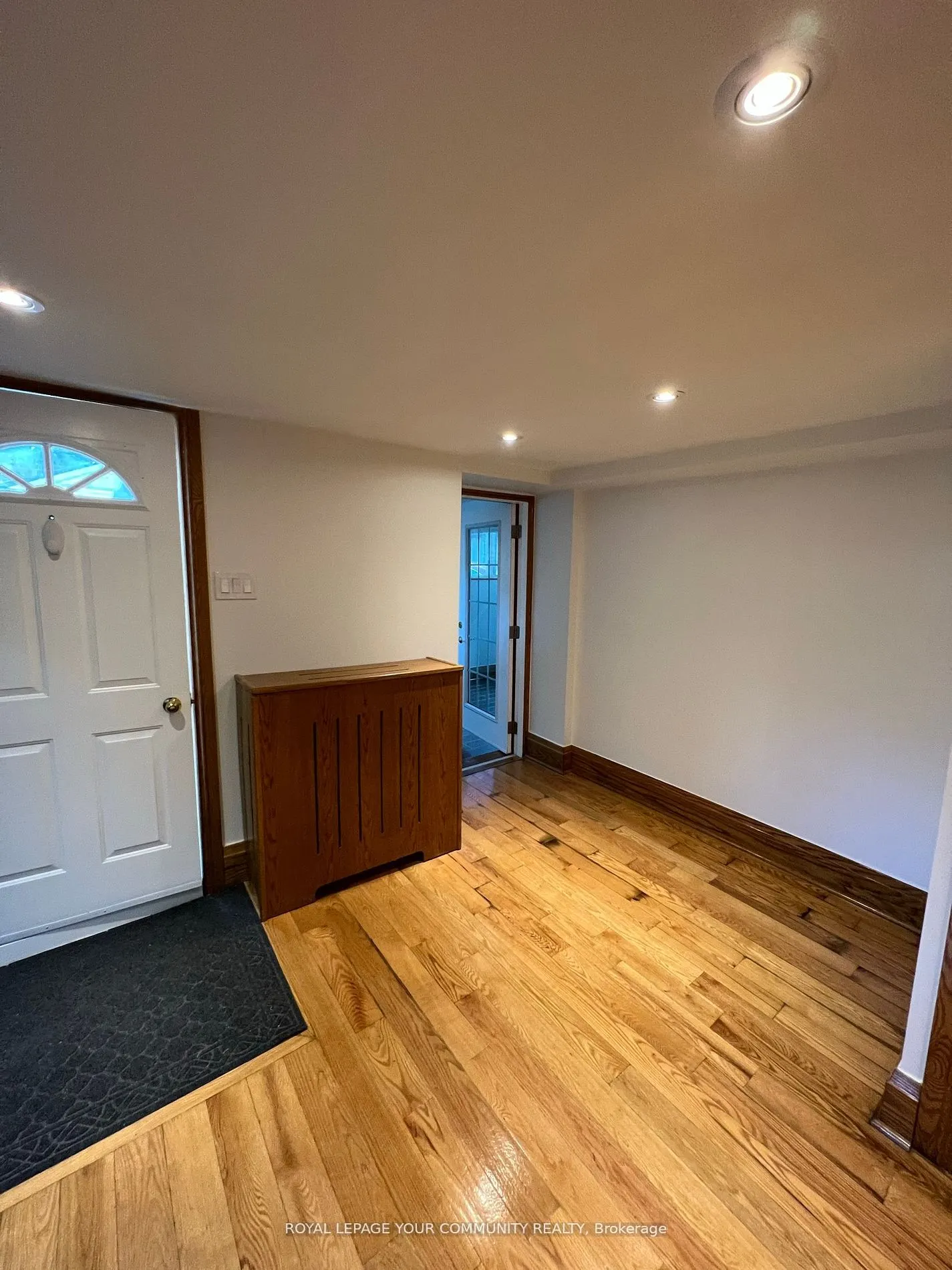 181 St Clair Avenue E, #Rear