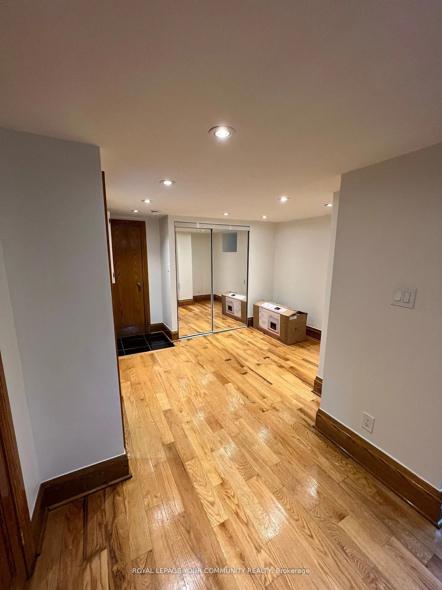 181 St Clair Avenue E, #Rear