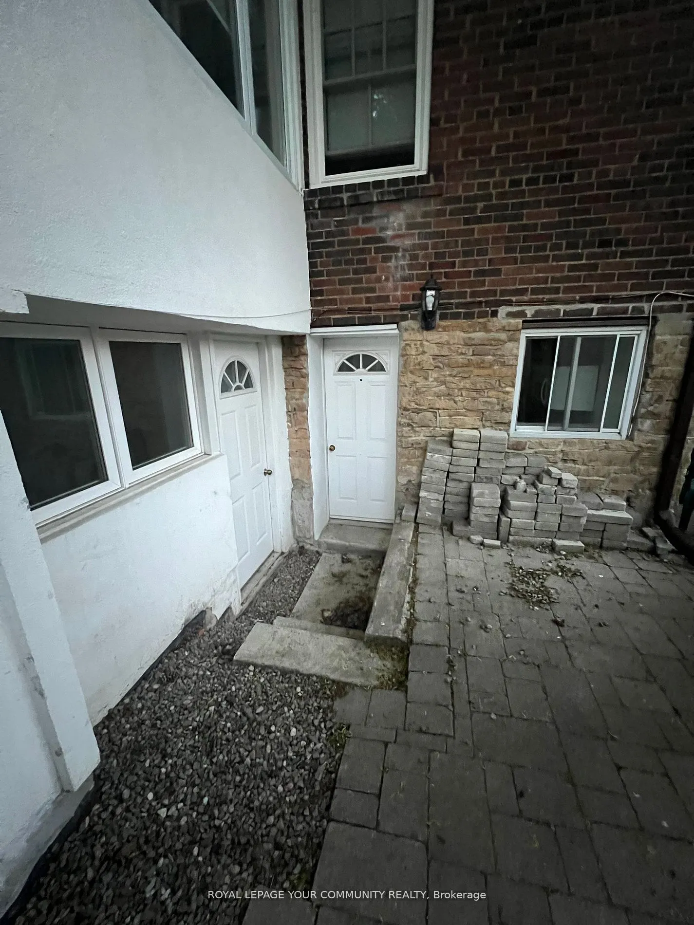 181 St Clair Avenue E, #Rear