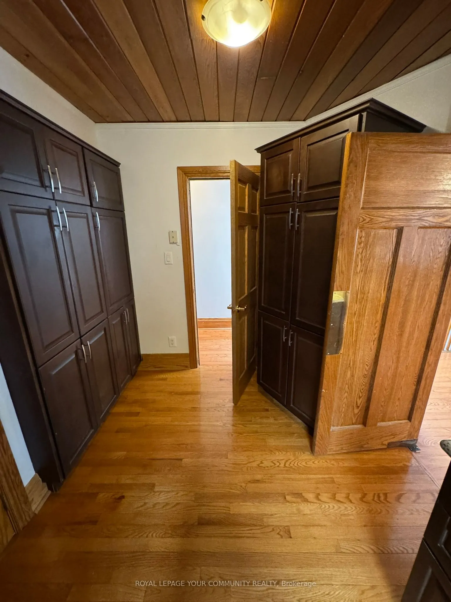 181 St Clair Avenue E, #Upper