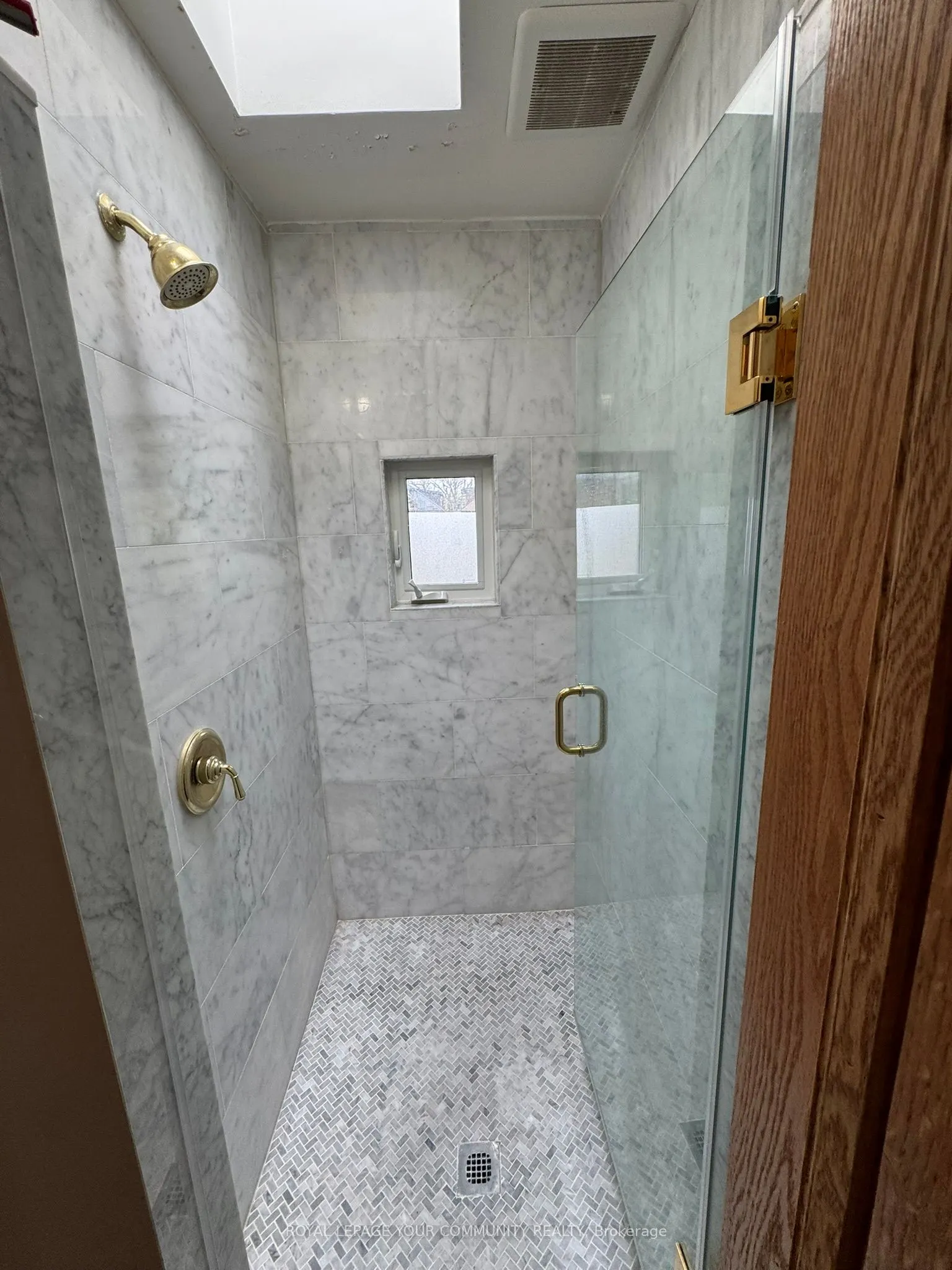 181 St Clair Avenue E, #Upper