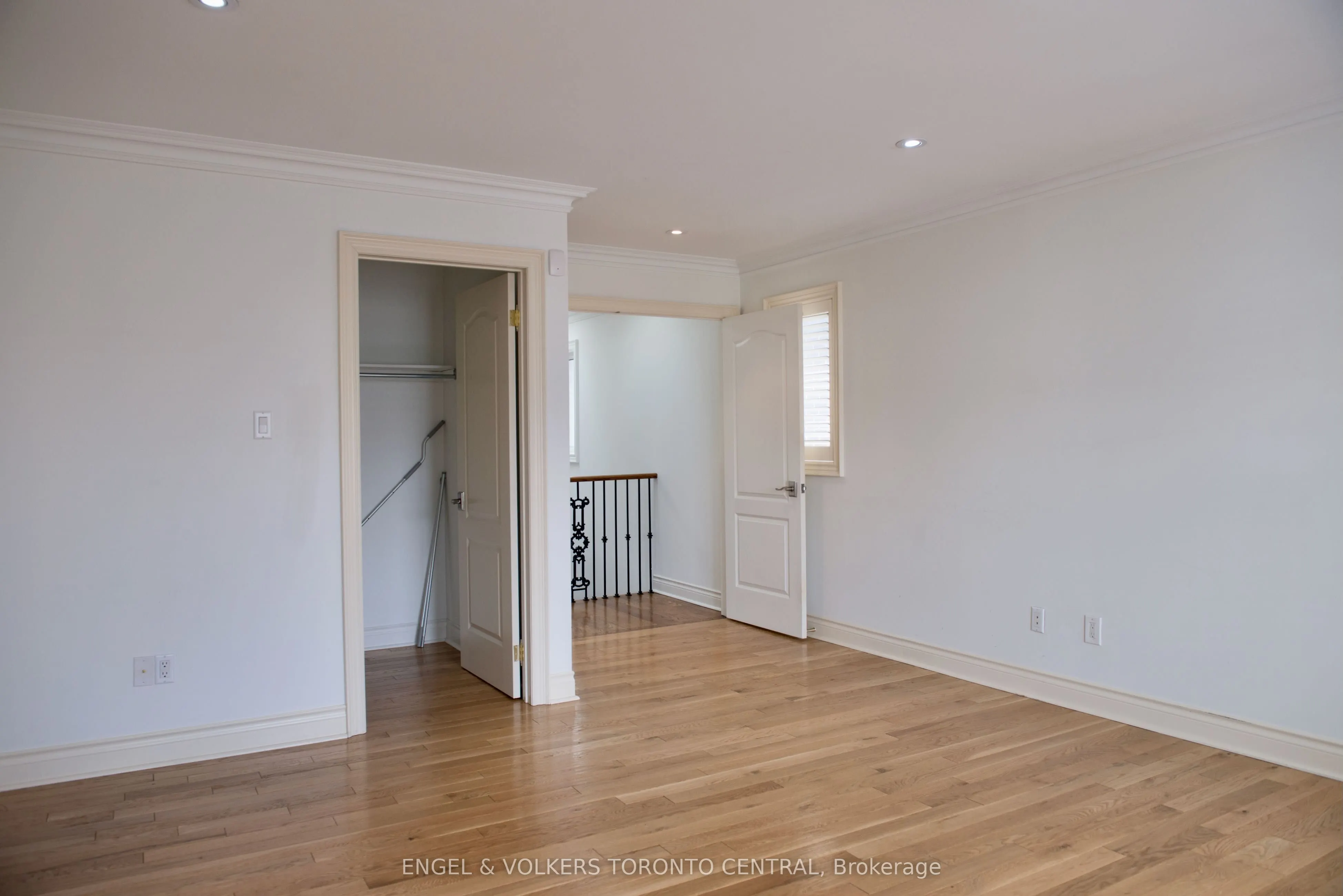 344 Glengarry Avenue