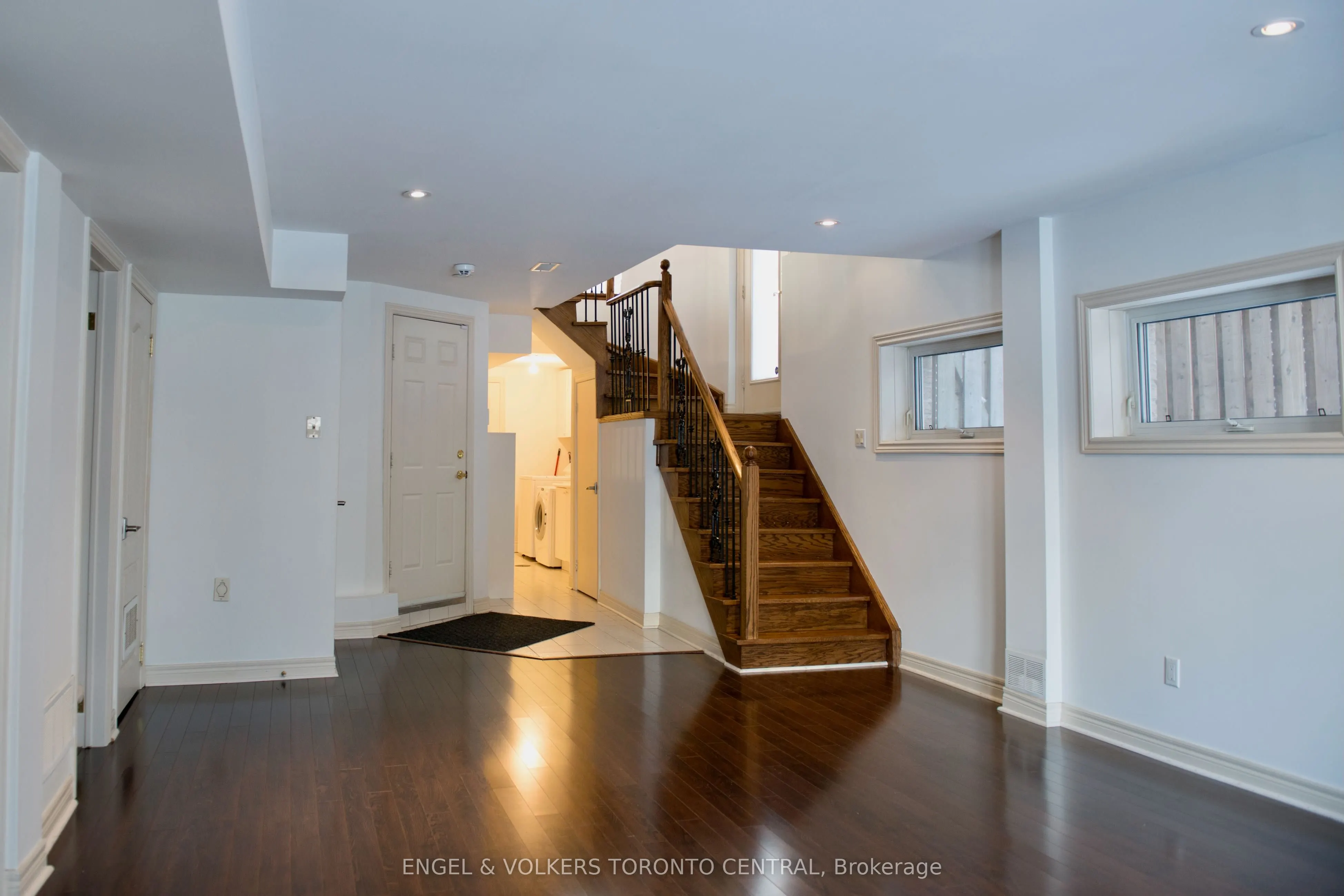 344 Glengarry Avenue