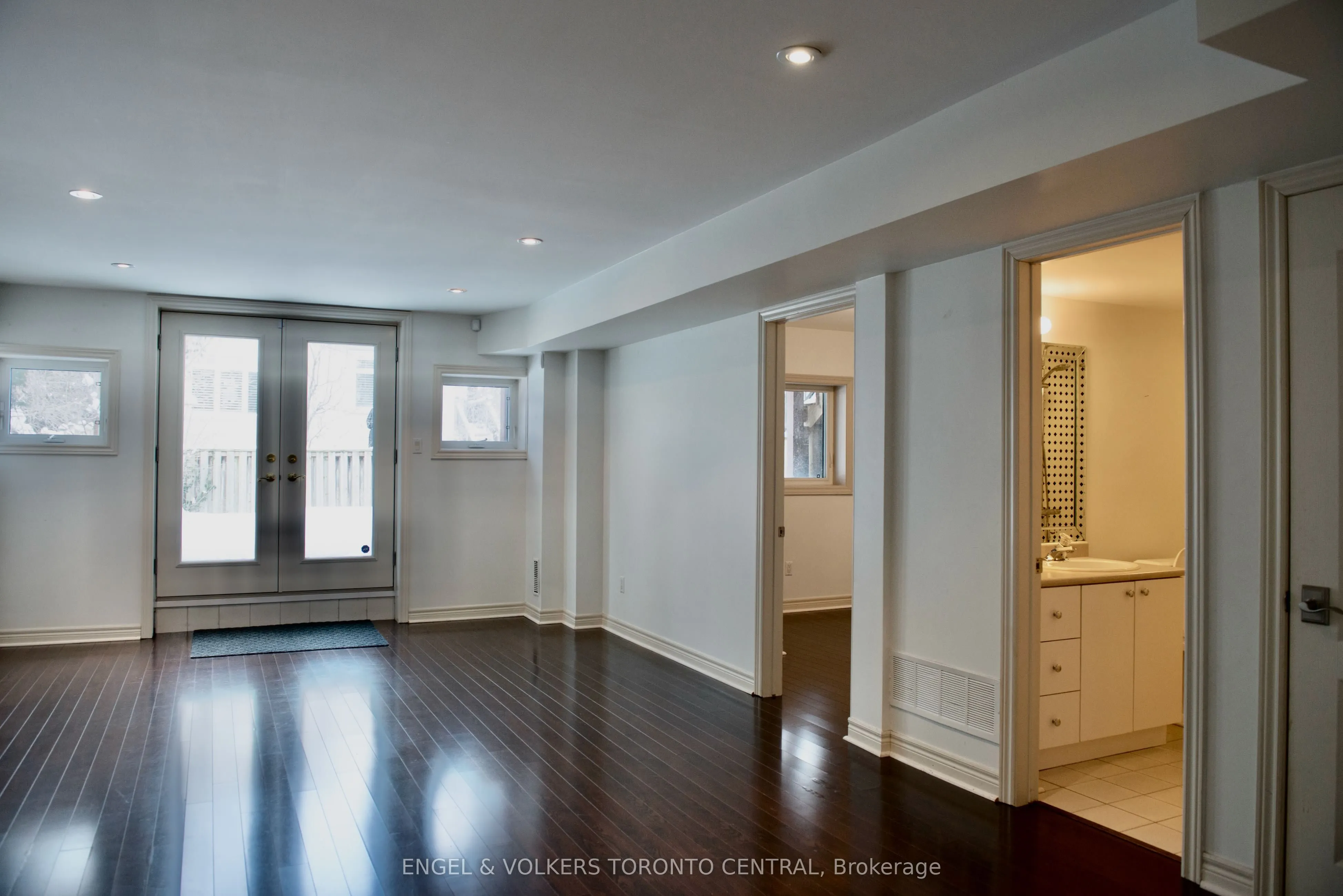 344 Glengarry Avenue