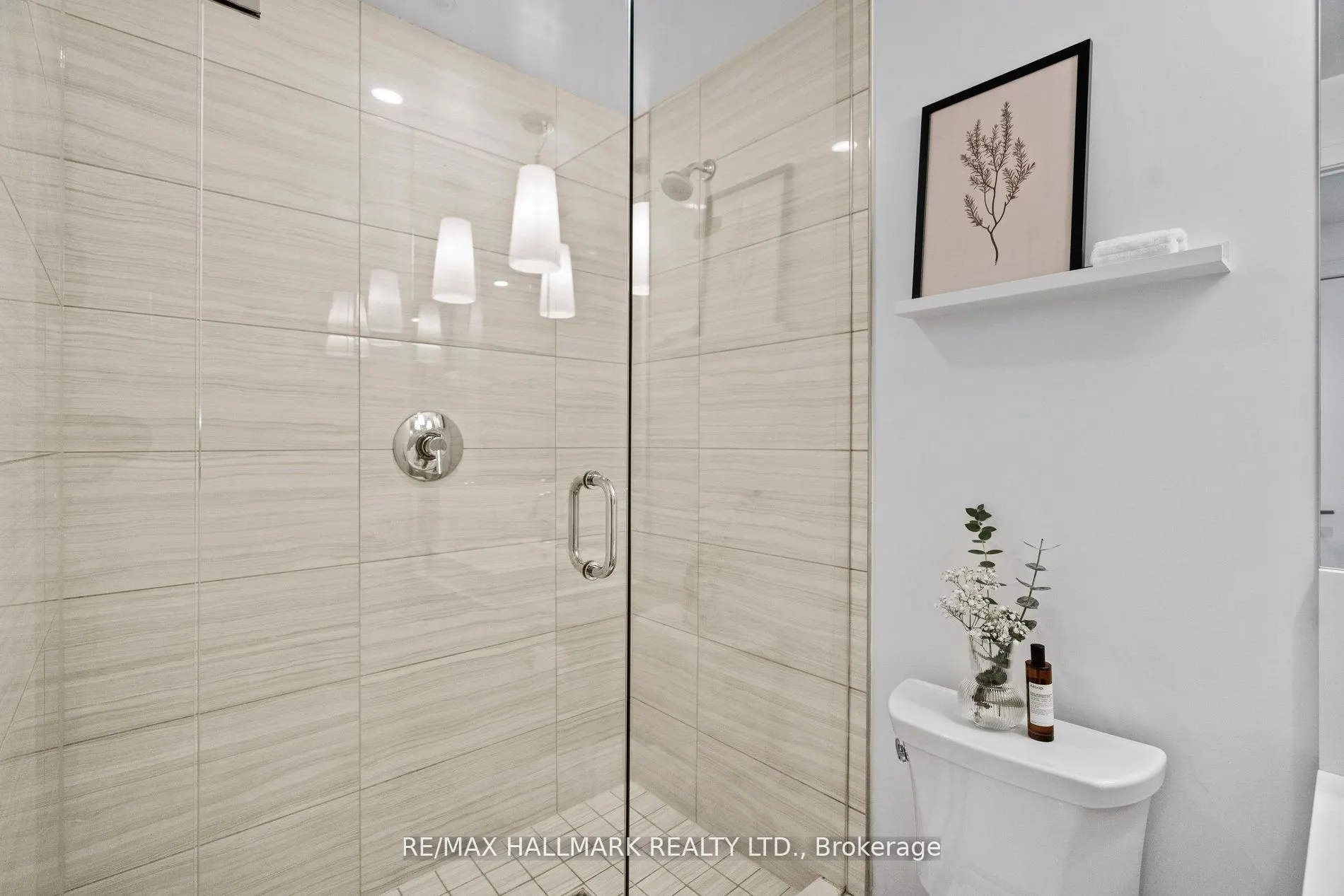170 Avenue Road, #508