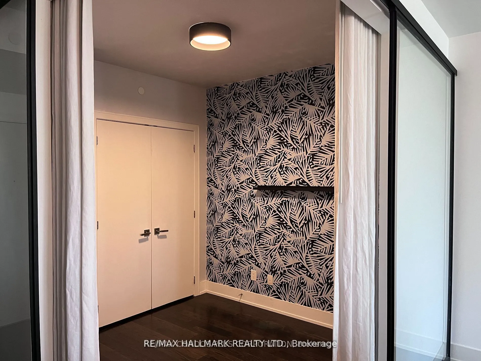 170 Avenue Road, #508