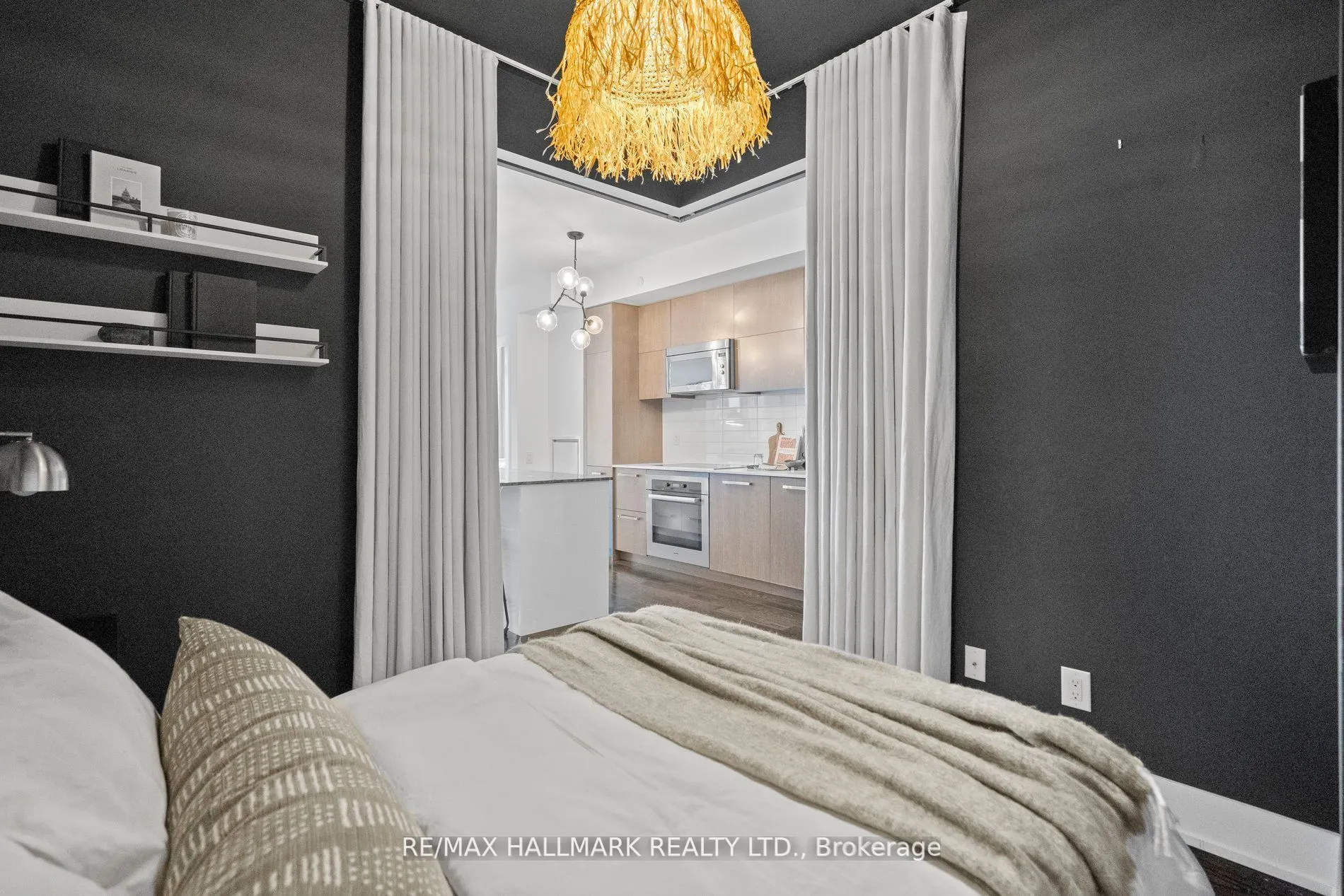 170 Avenue Road, #508