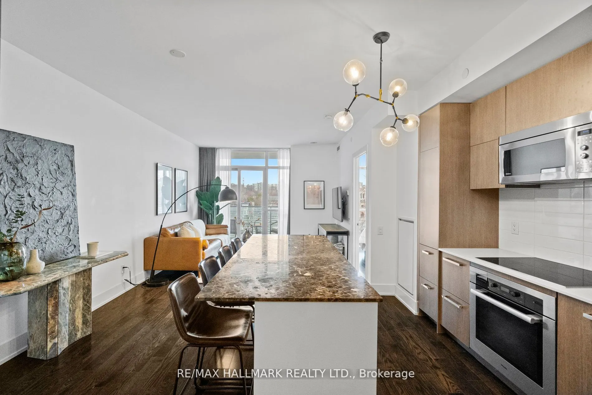 170 Avenue Road, #508