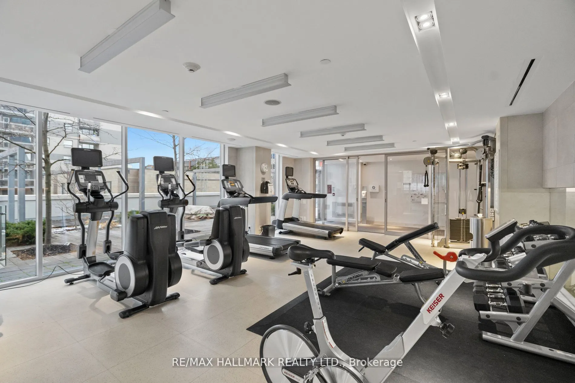 170 Avenue Road, #508