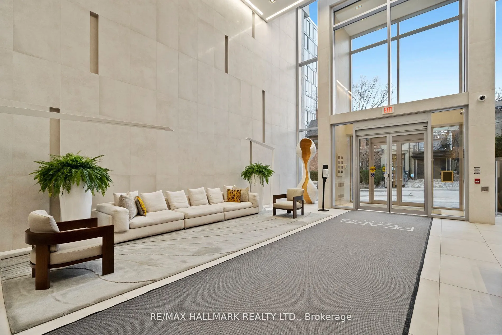 170 Avenue Road, #508
