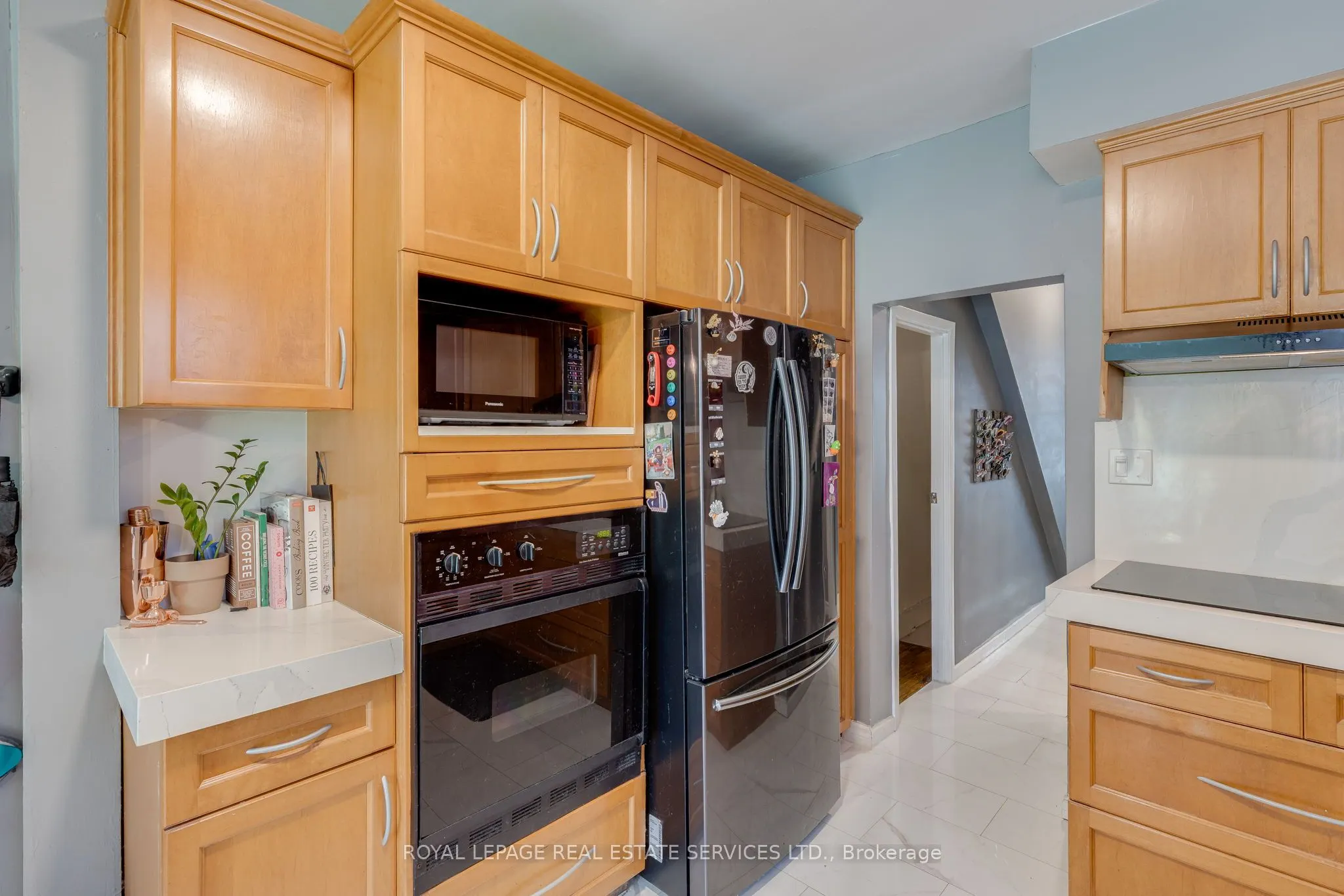 10 Follis Avenue