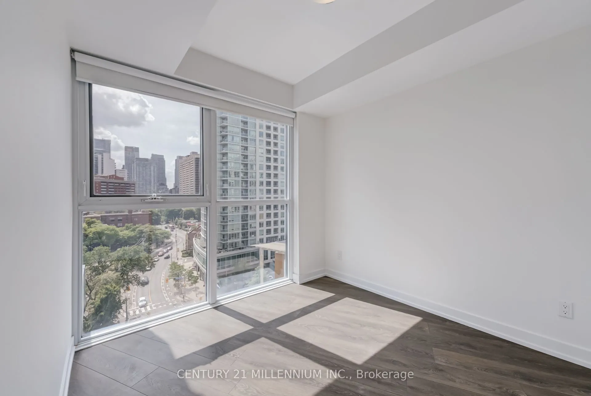 159 Wellesley Street E, #708