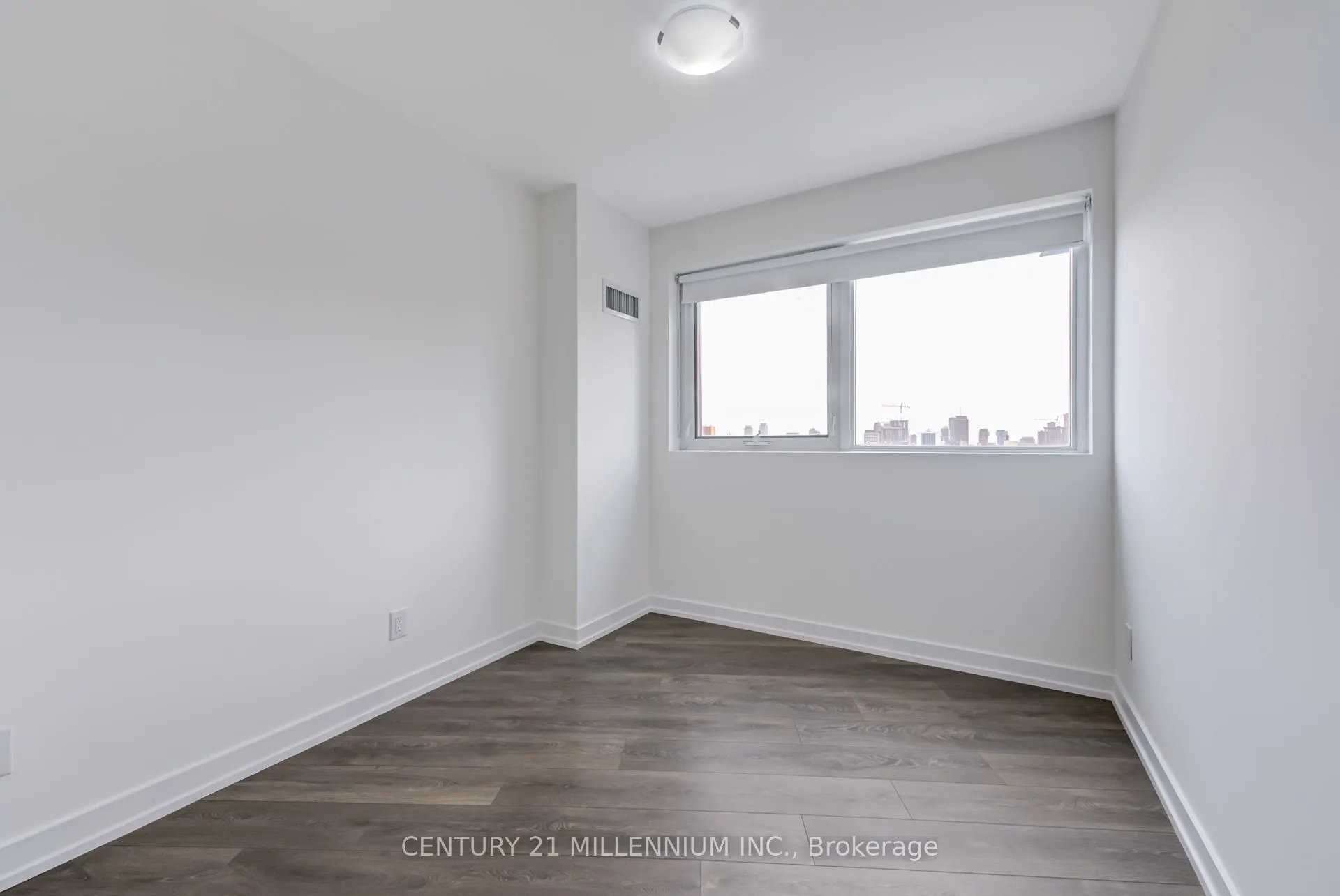 159 Wellesley Street E, #708
