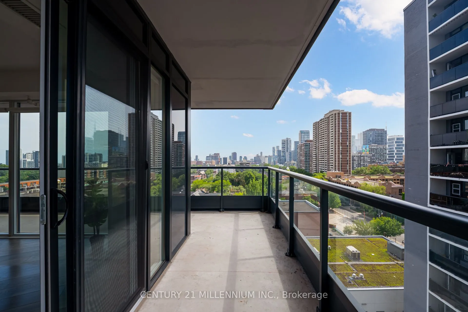 159 Wellesley Street E, #708