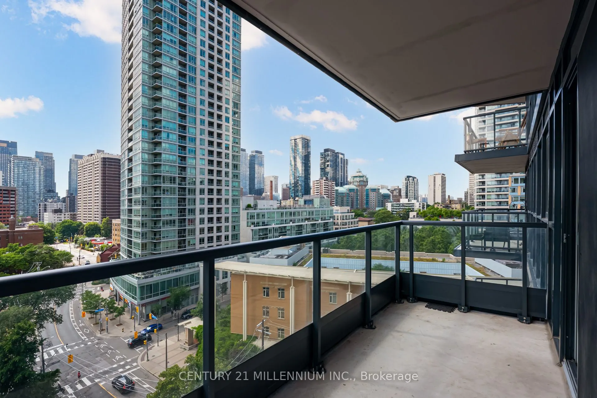 159 Wellesley Street E, #708