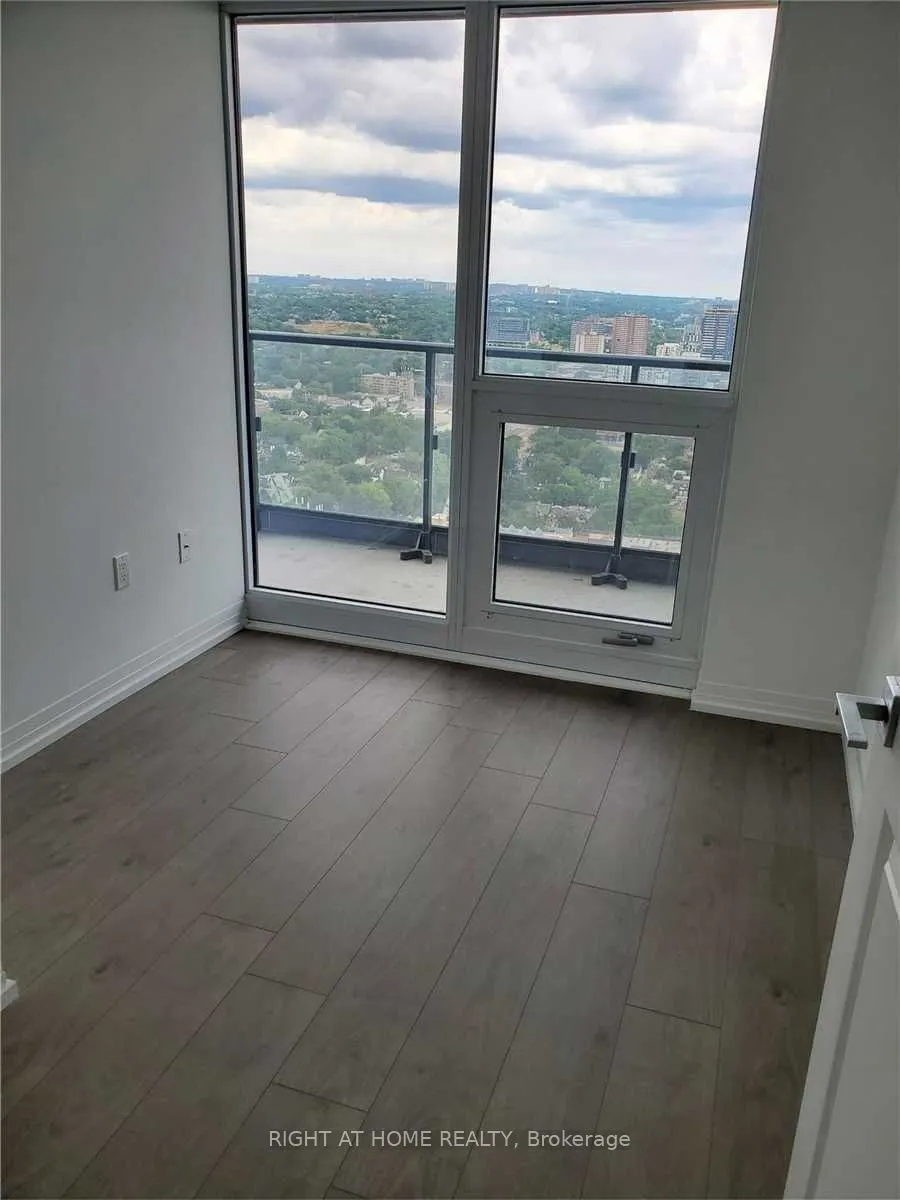 251 Jarvis Street, #3713