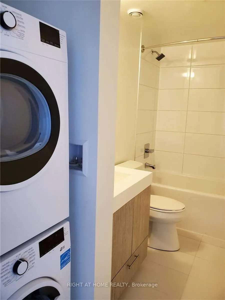 251 Jarvis Street, #3713