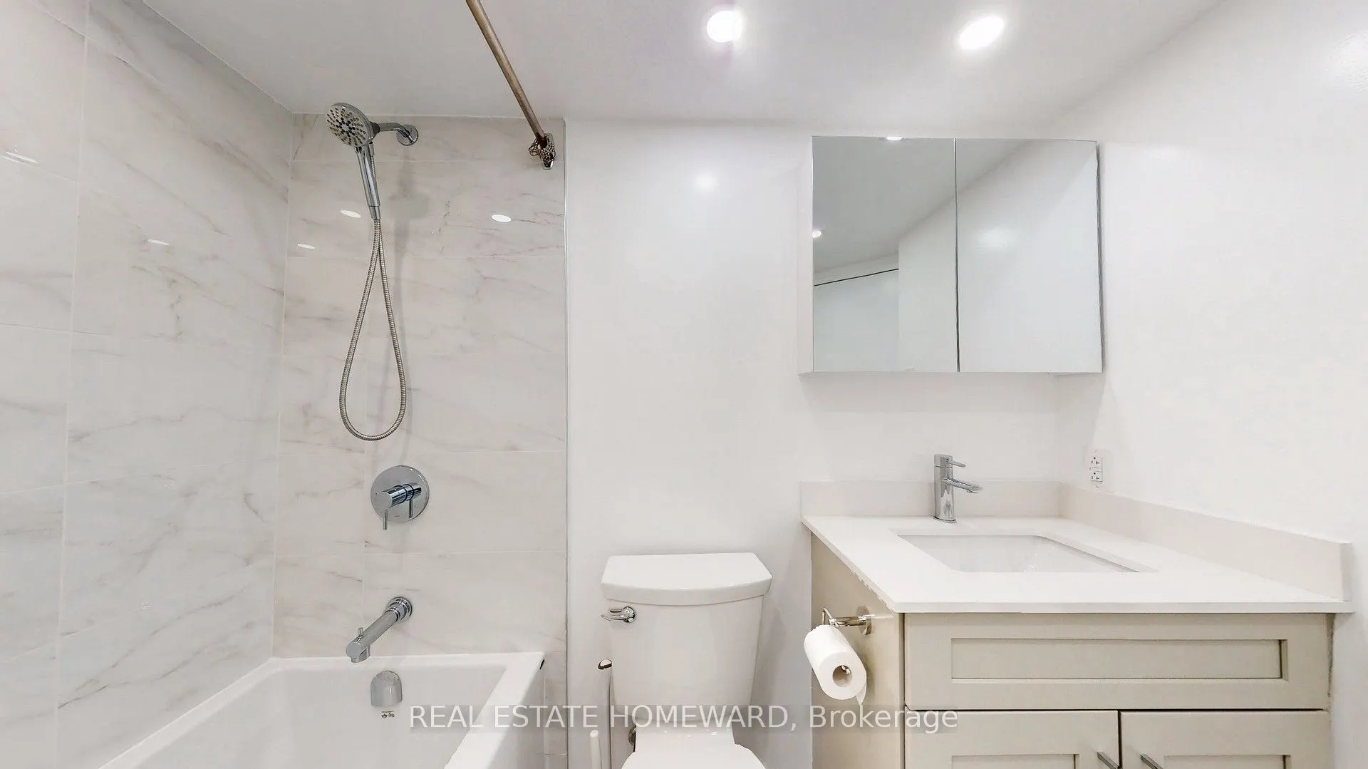 15 Maitland Place, #1806