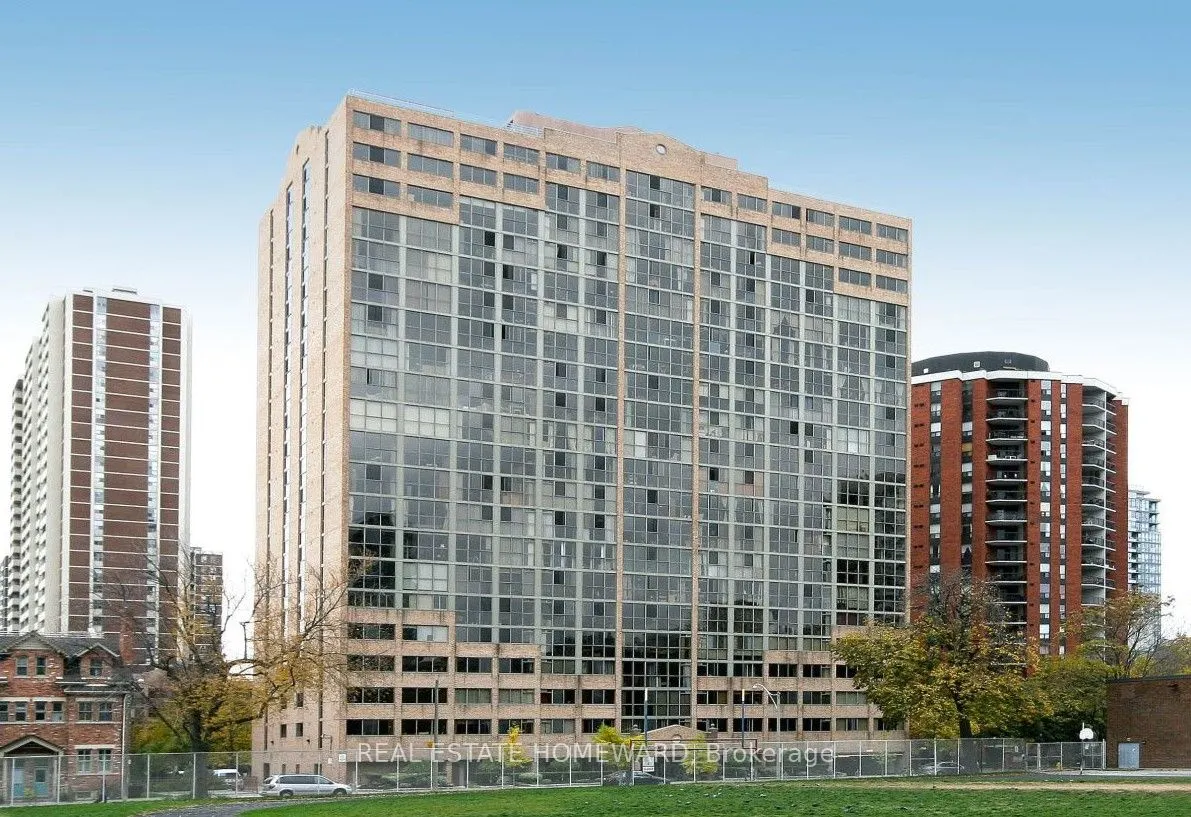 15 Maitland Place, #1806