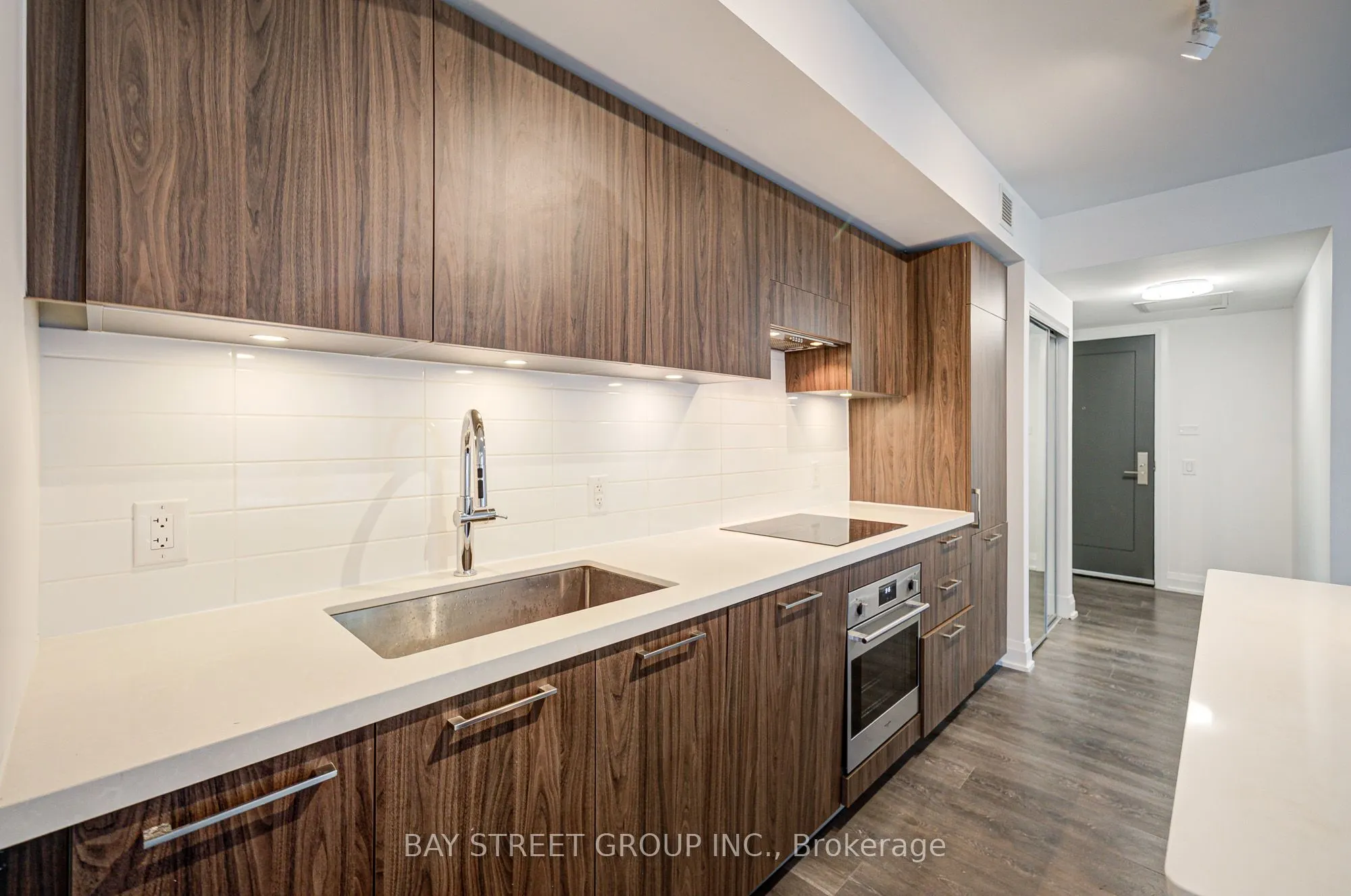 33 Frederick Todd Way, #512