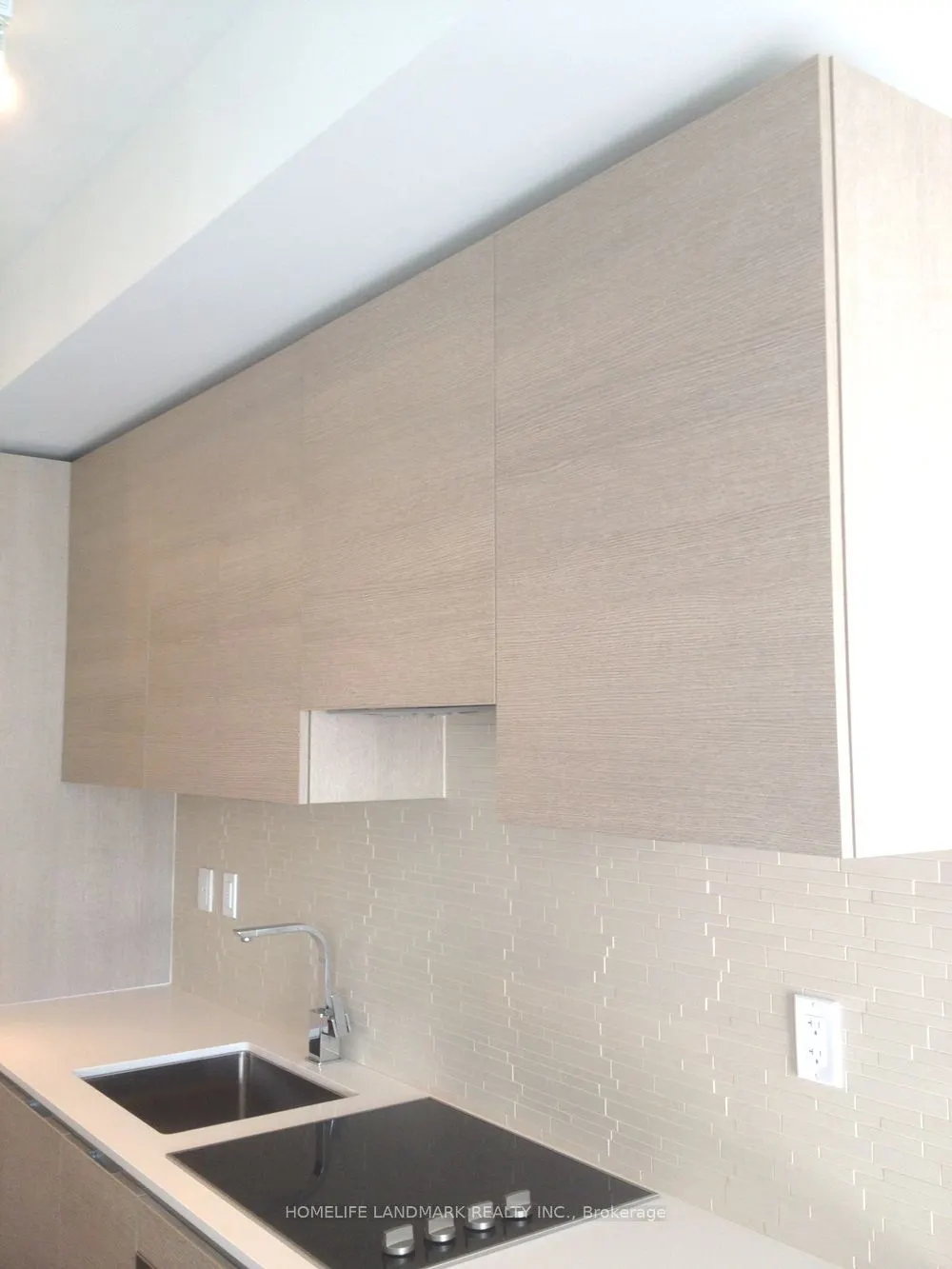 200 Bloor Street W, #702
