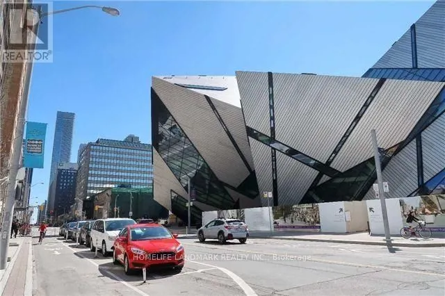 200 Bloor Street W, #702