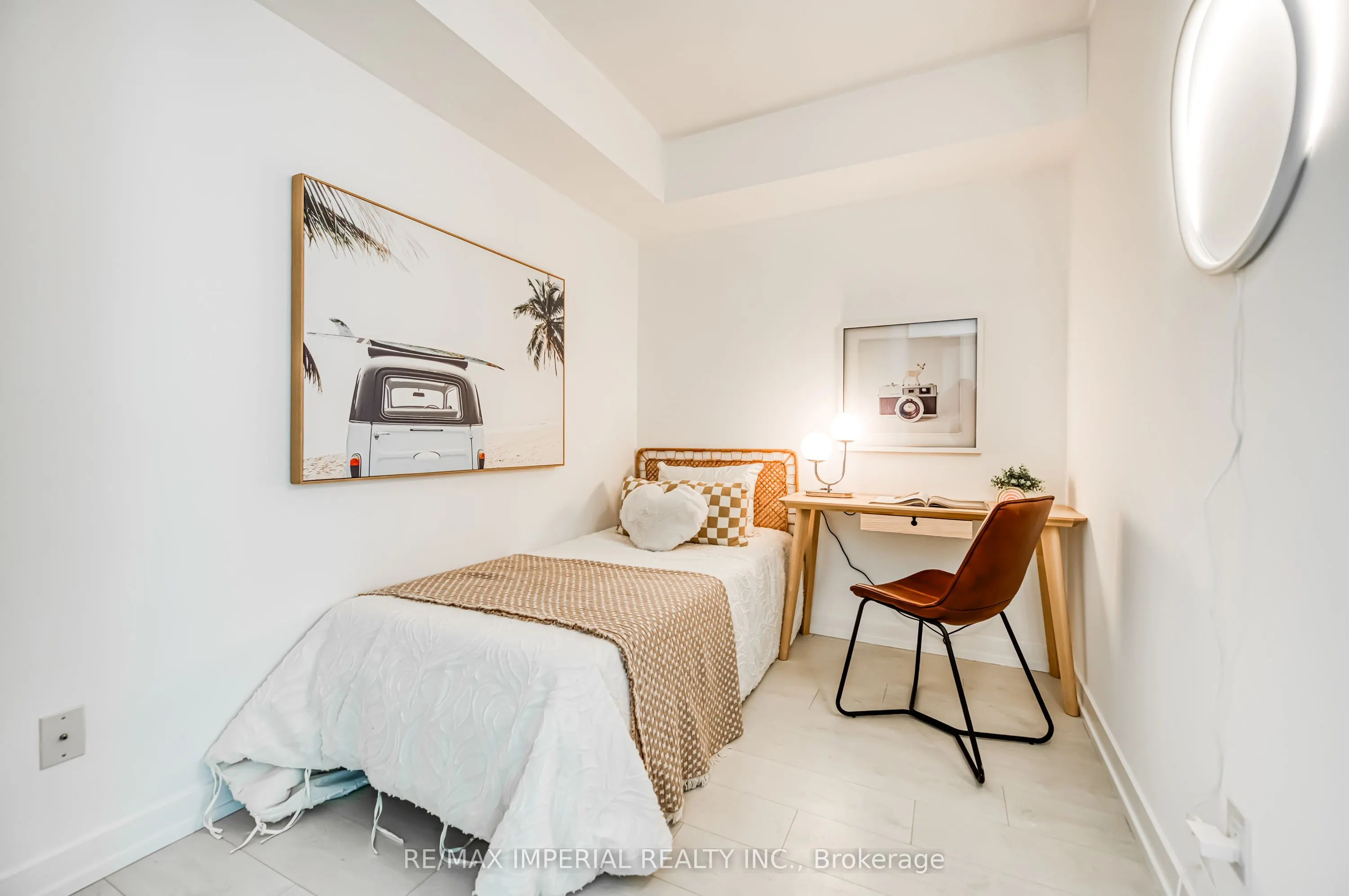 19 WESTERN BATTERY Road, #3202