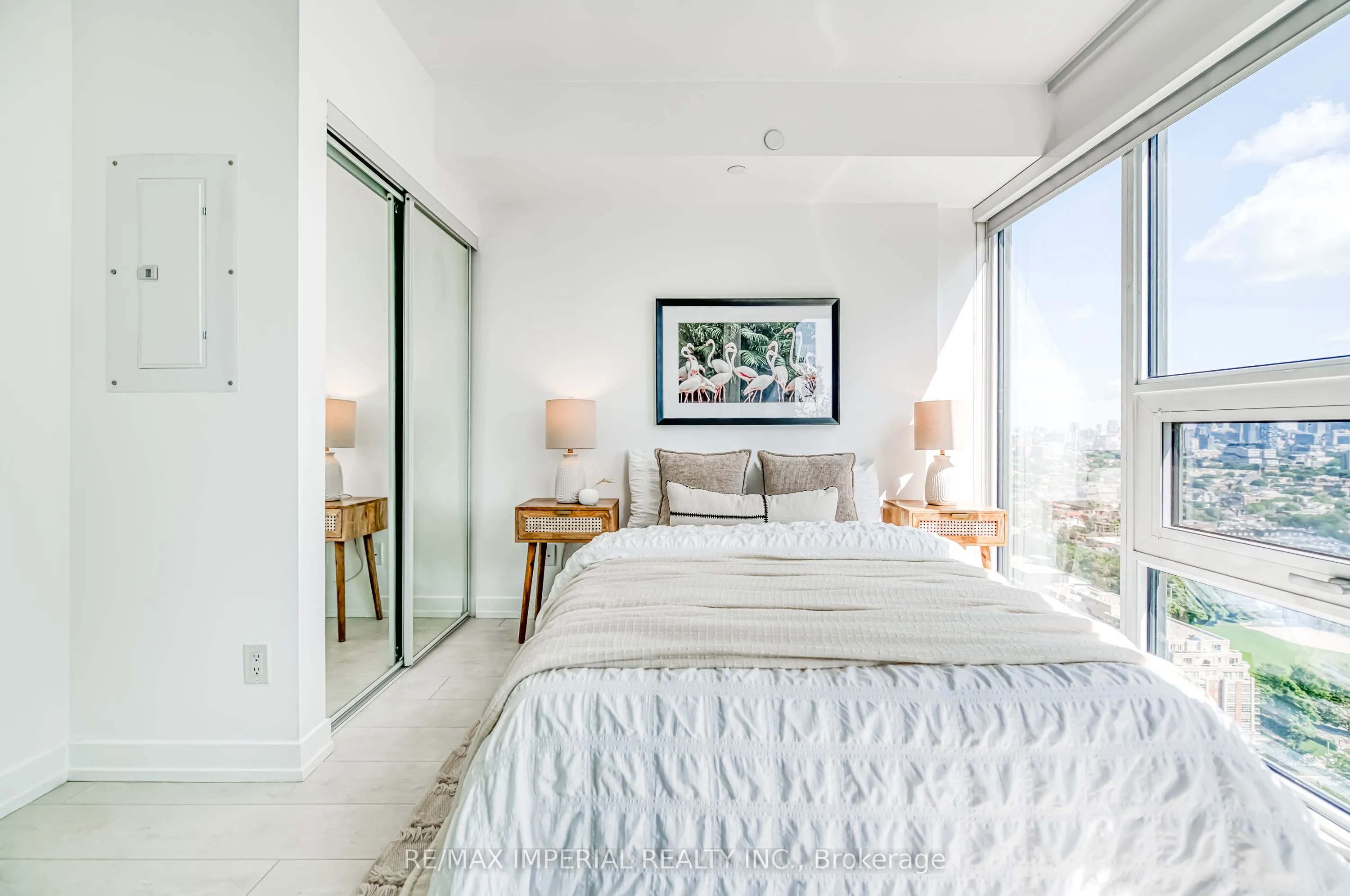 19 WESTERN BATTERY Road, #3202
