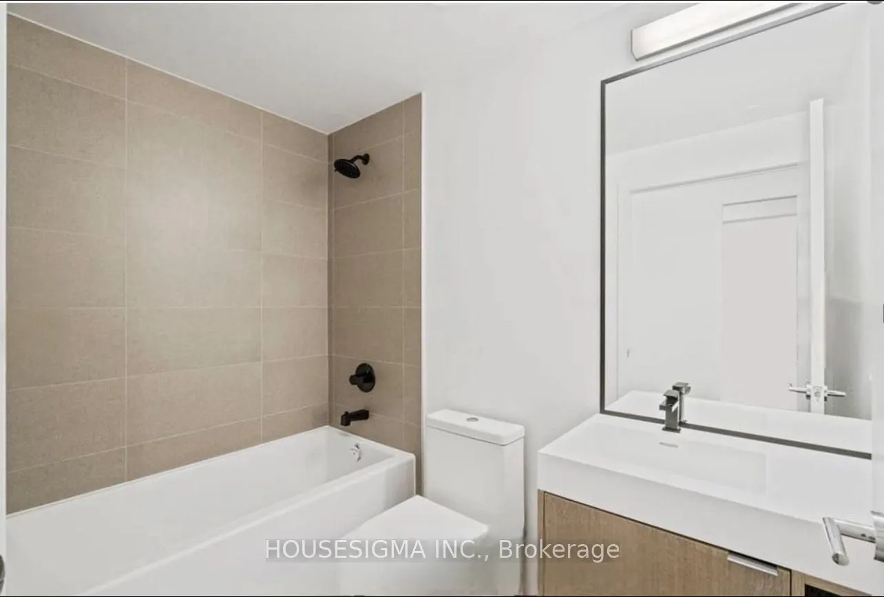 250 Lawrence Avenue W, #709