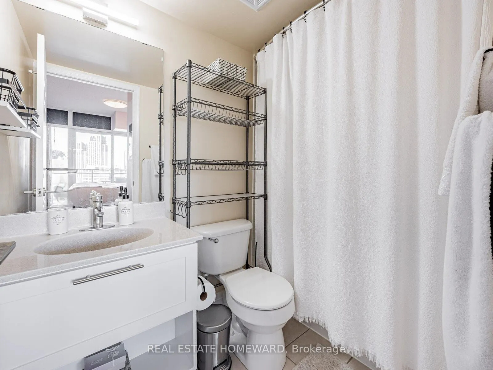 120 Dallimore Circle, #814