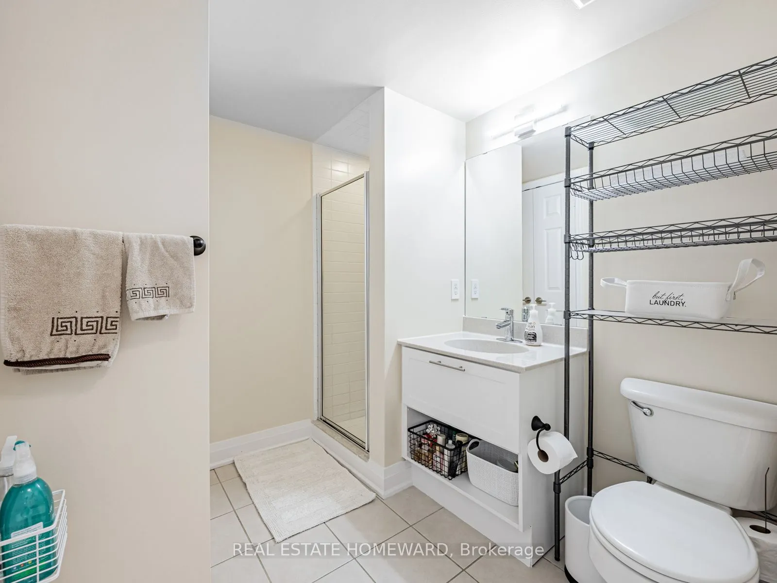 120 Dallimore Circle, #814