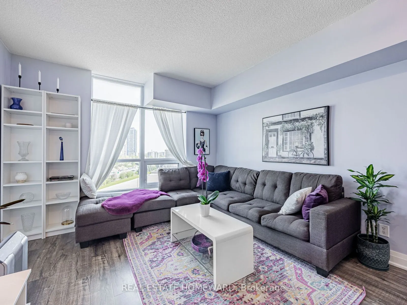 120 Dallimore Circle, #814