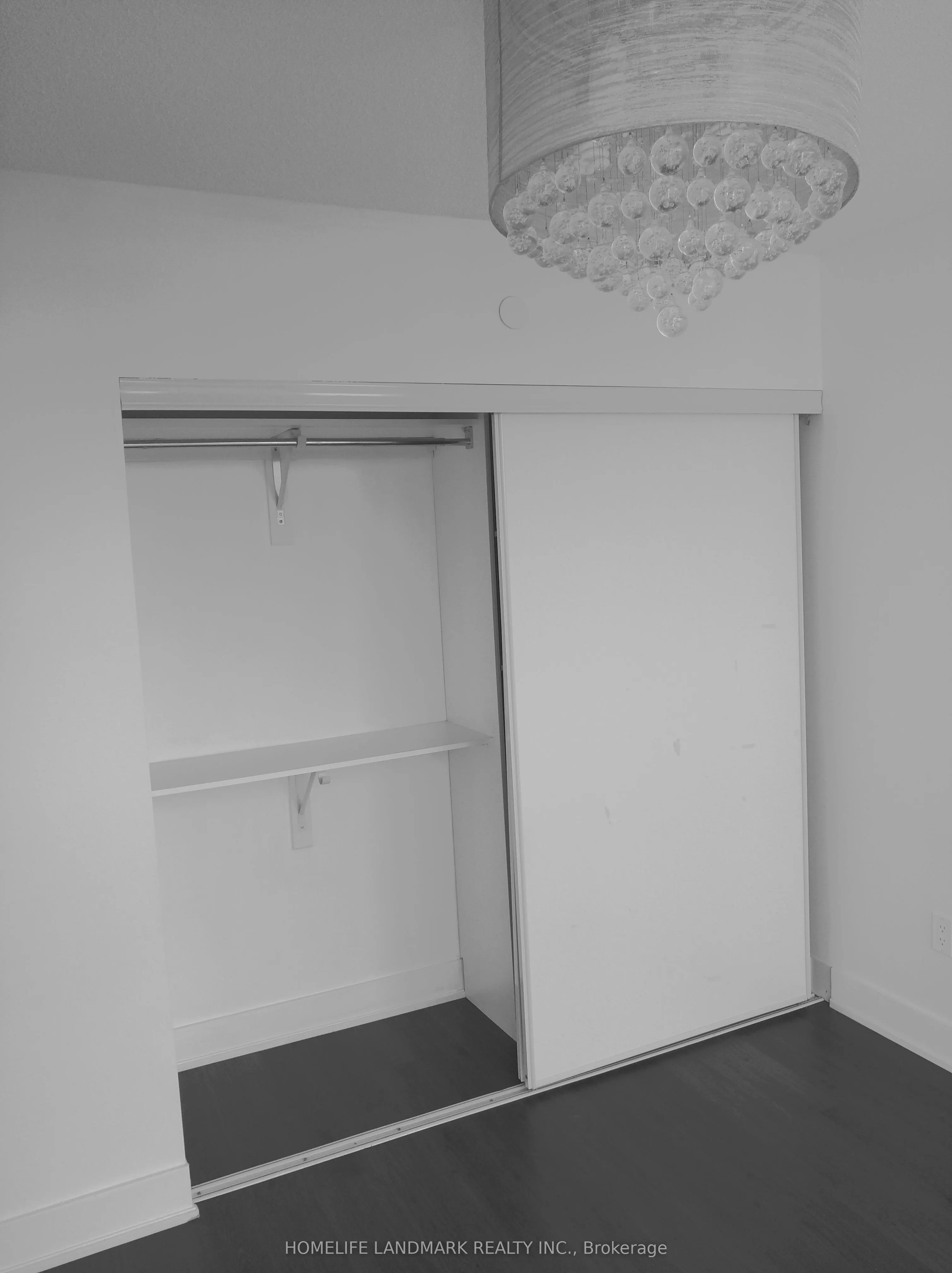 88 Sheppard Avenue E, #1203