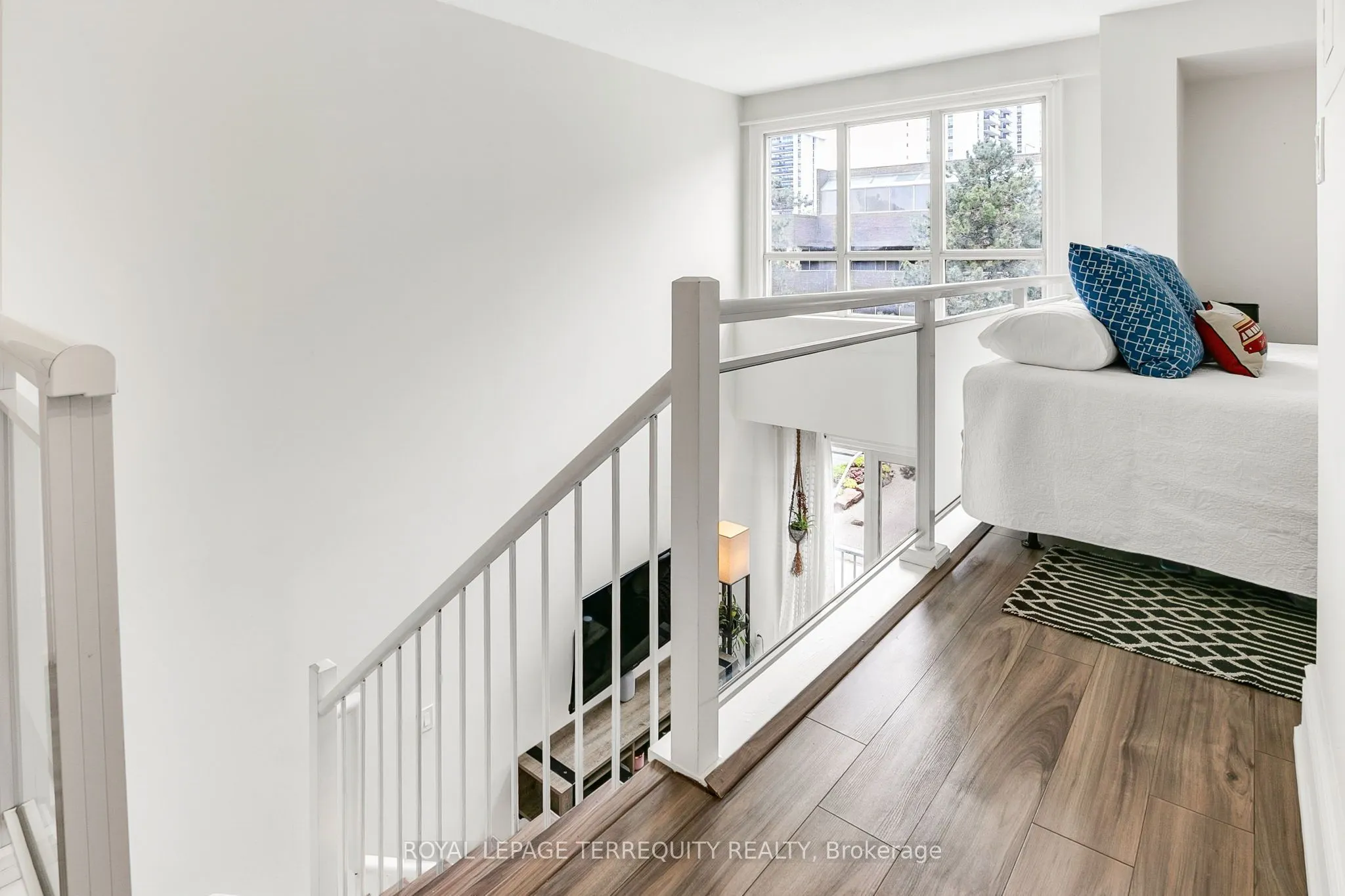 119 Merton Street, #408