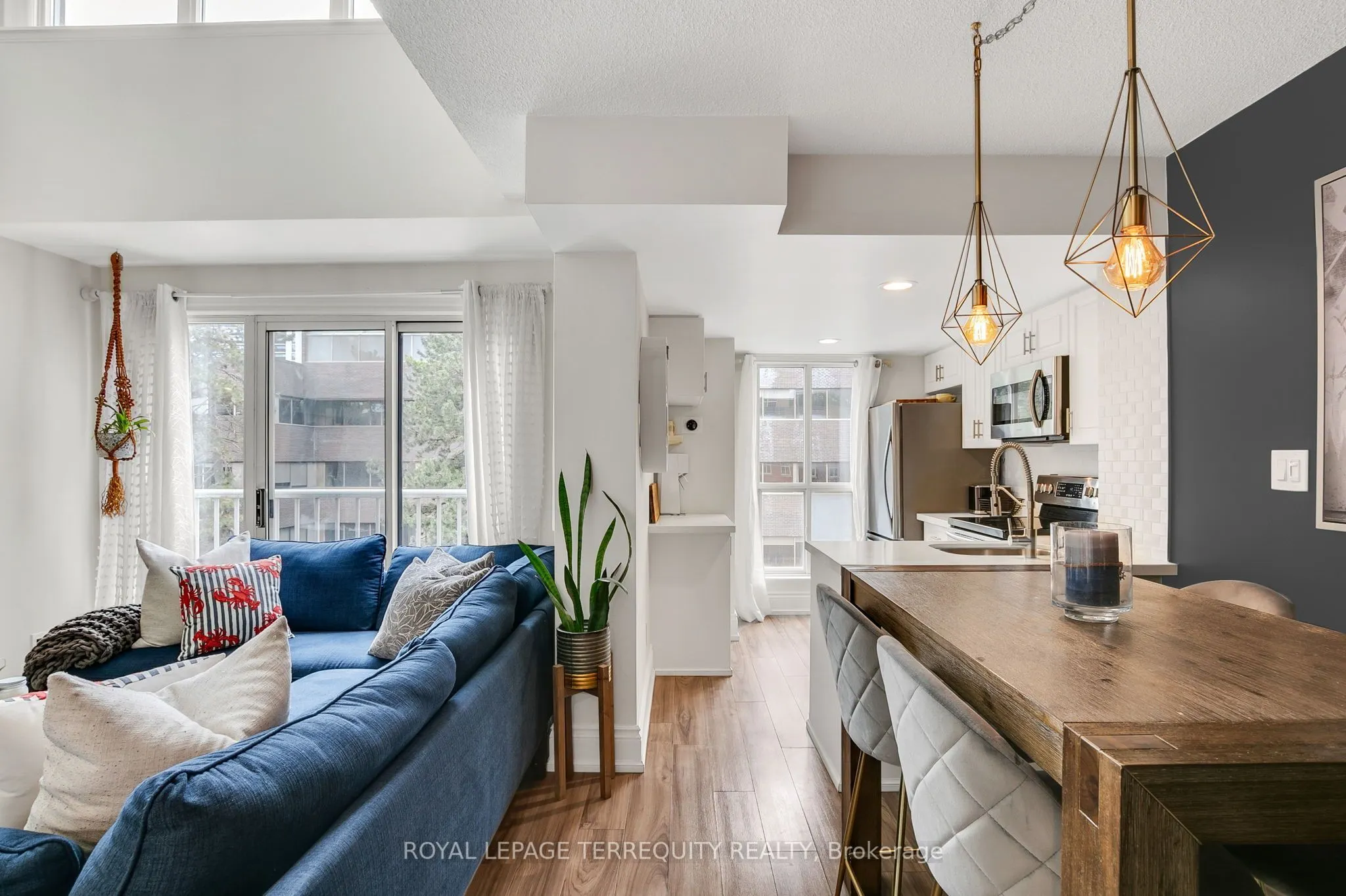 119 Merton Street, #408