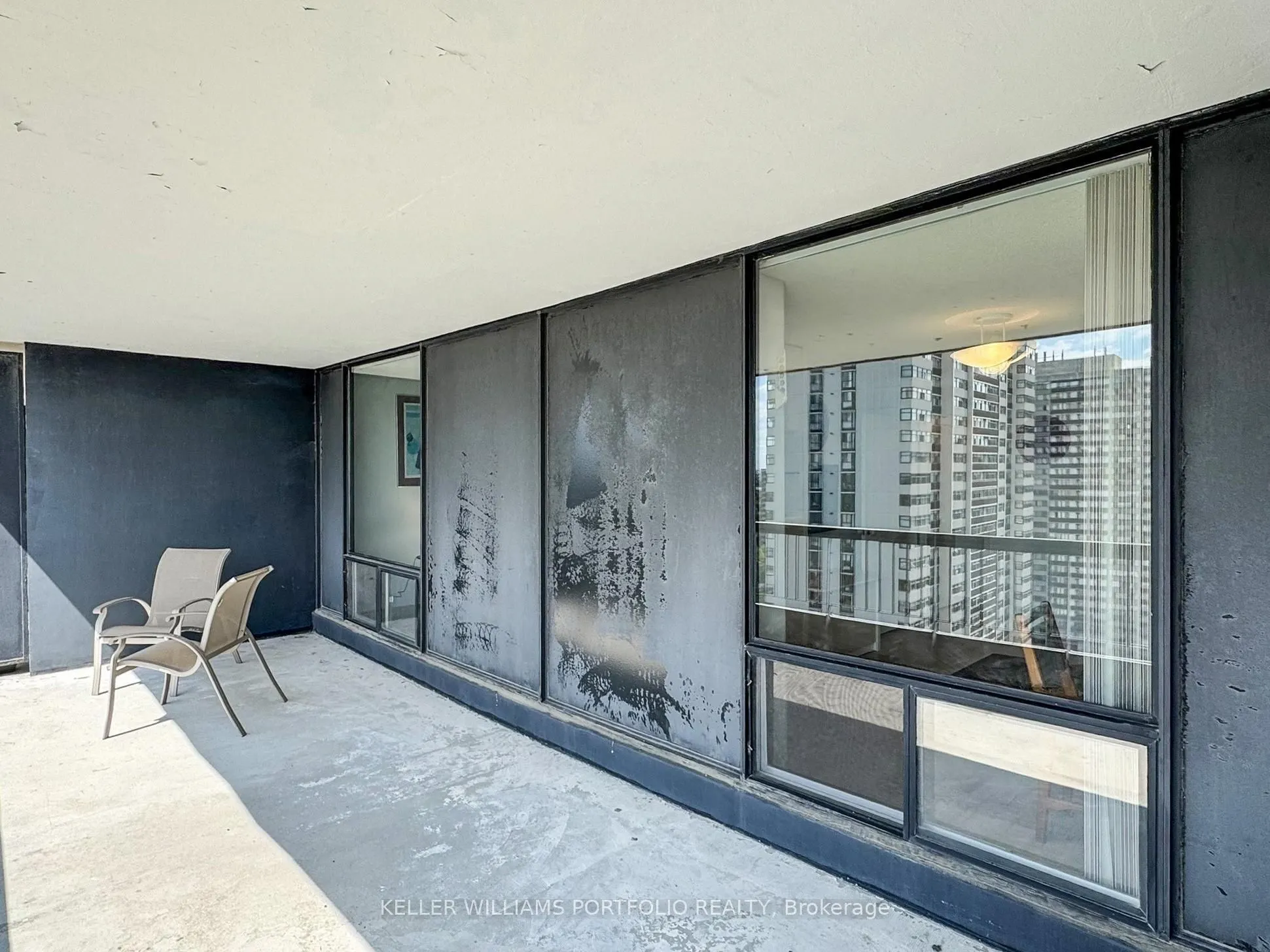 135 Antibes Drive, ##2104