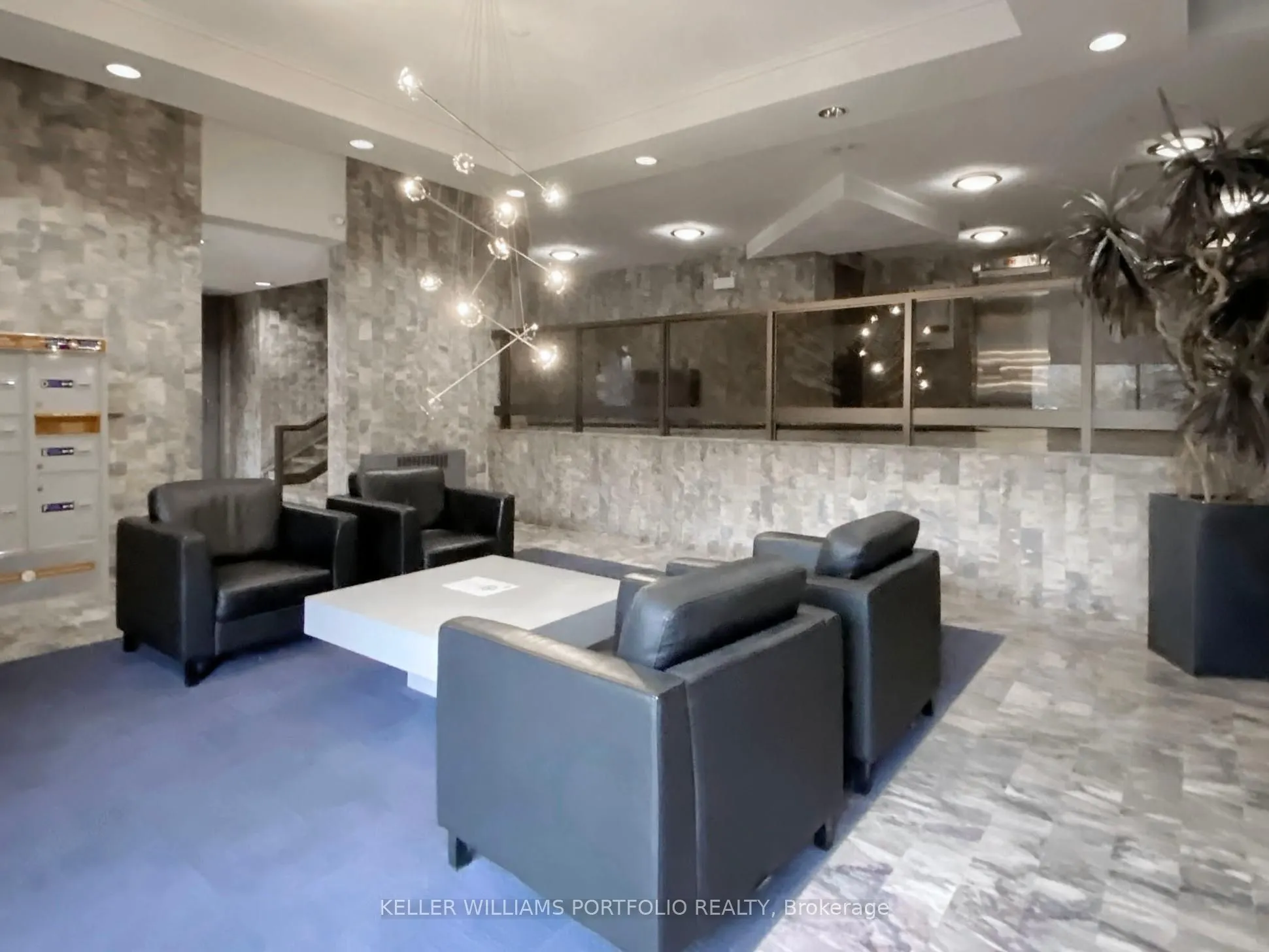 135 Antibes Drive, ##2104