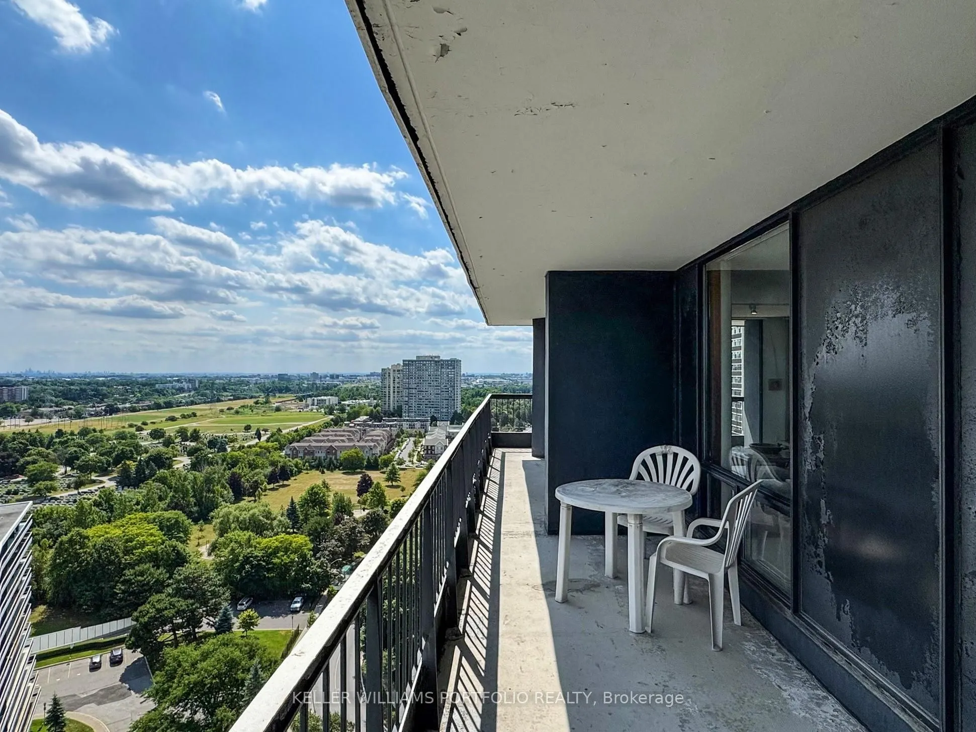 135 Antibes Drive, ##2104