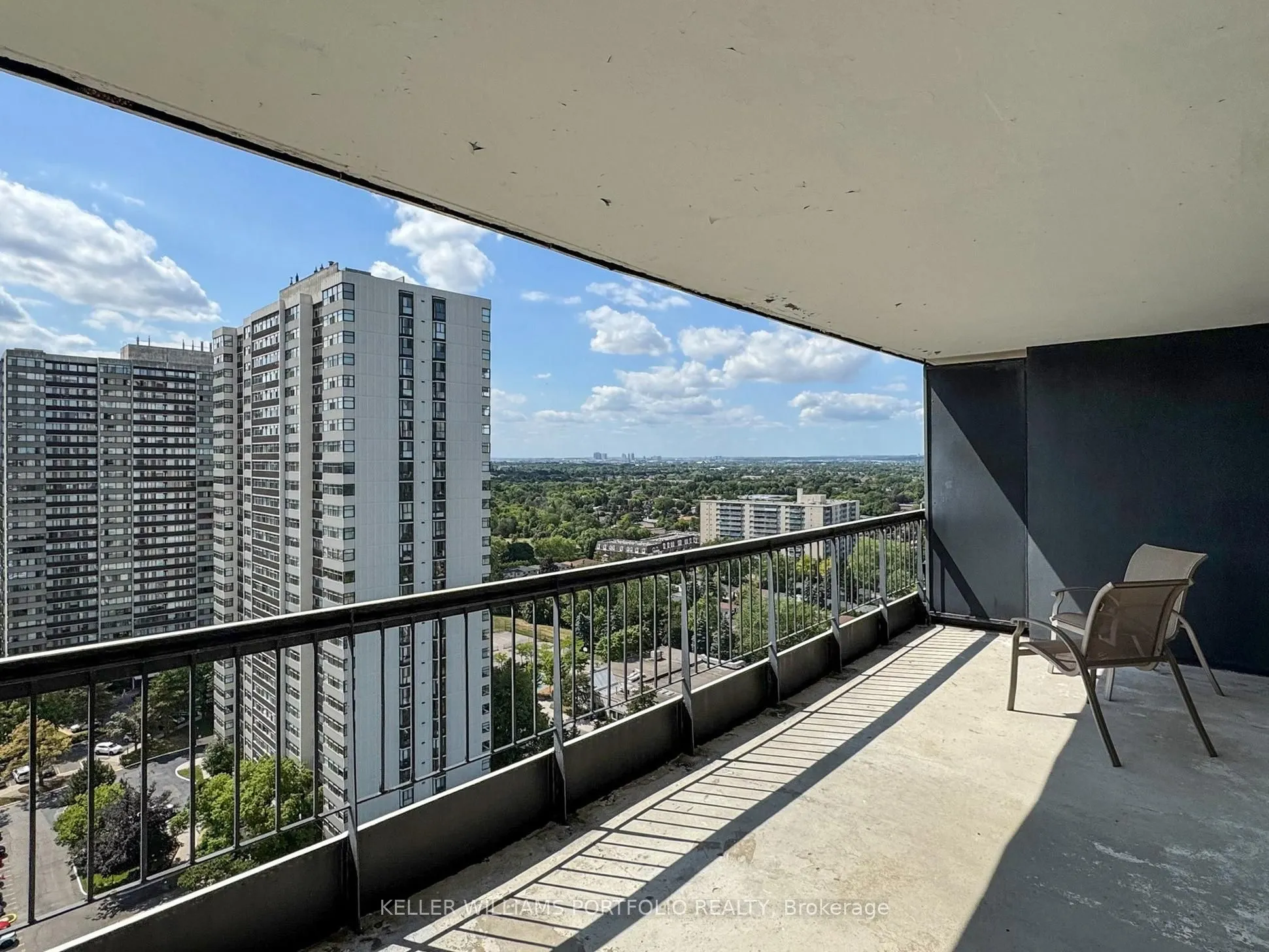 135 Antibes Drive, ##2104
