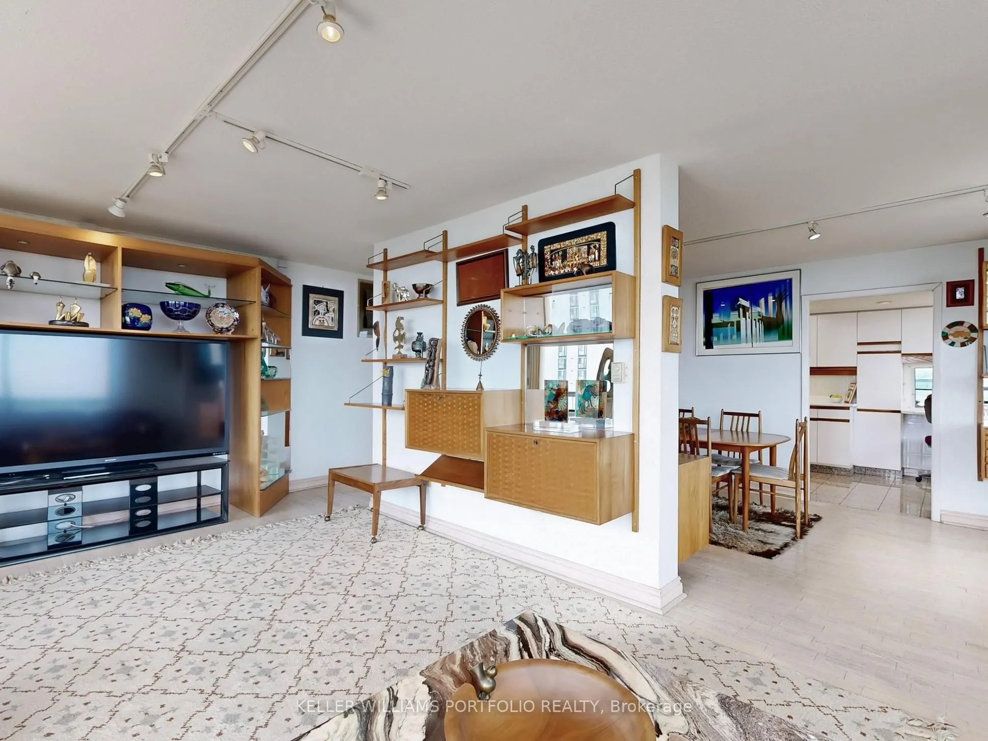 135 Antibes Drive, ##2104