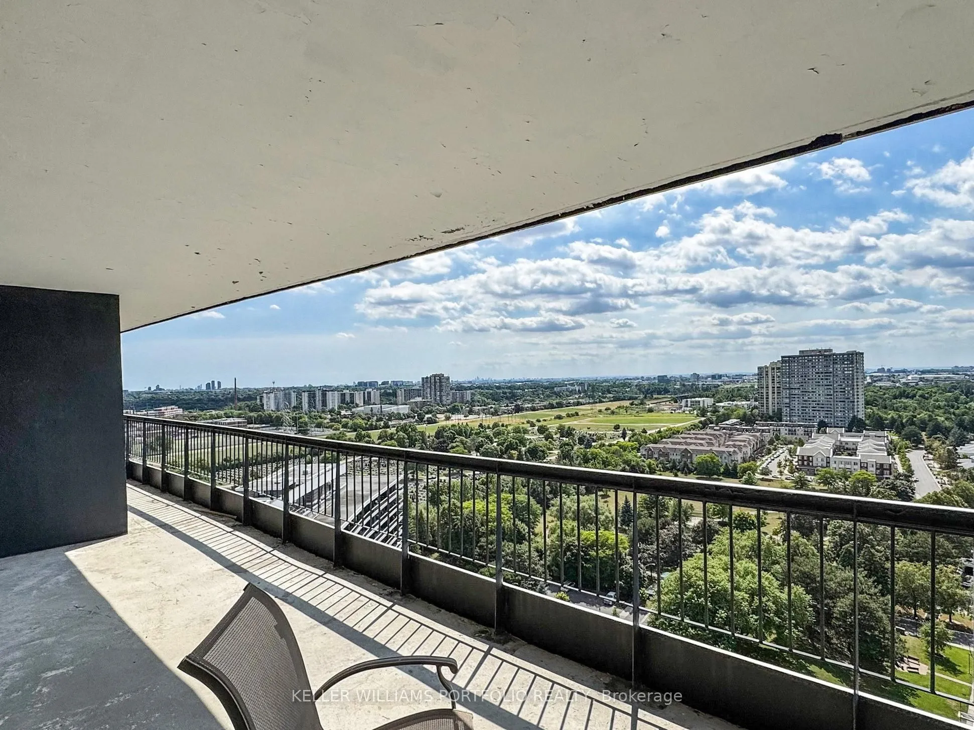 135 Antibes Drive, ##2104