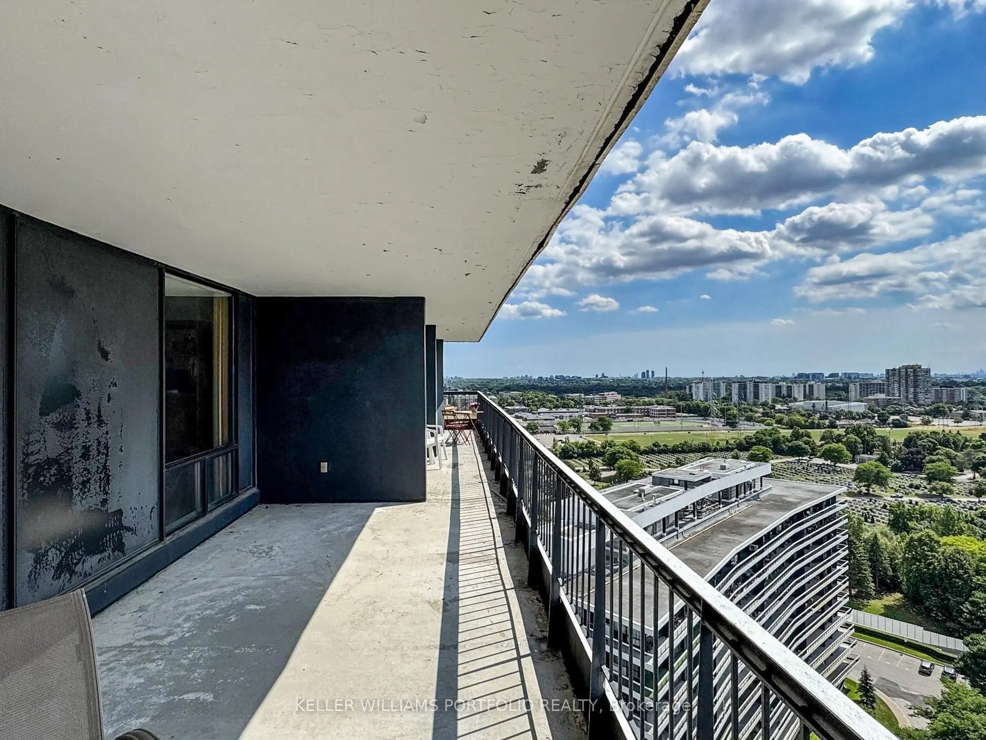 135 Antibes Drive, ##2104