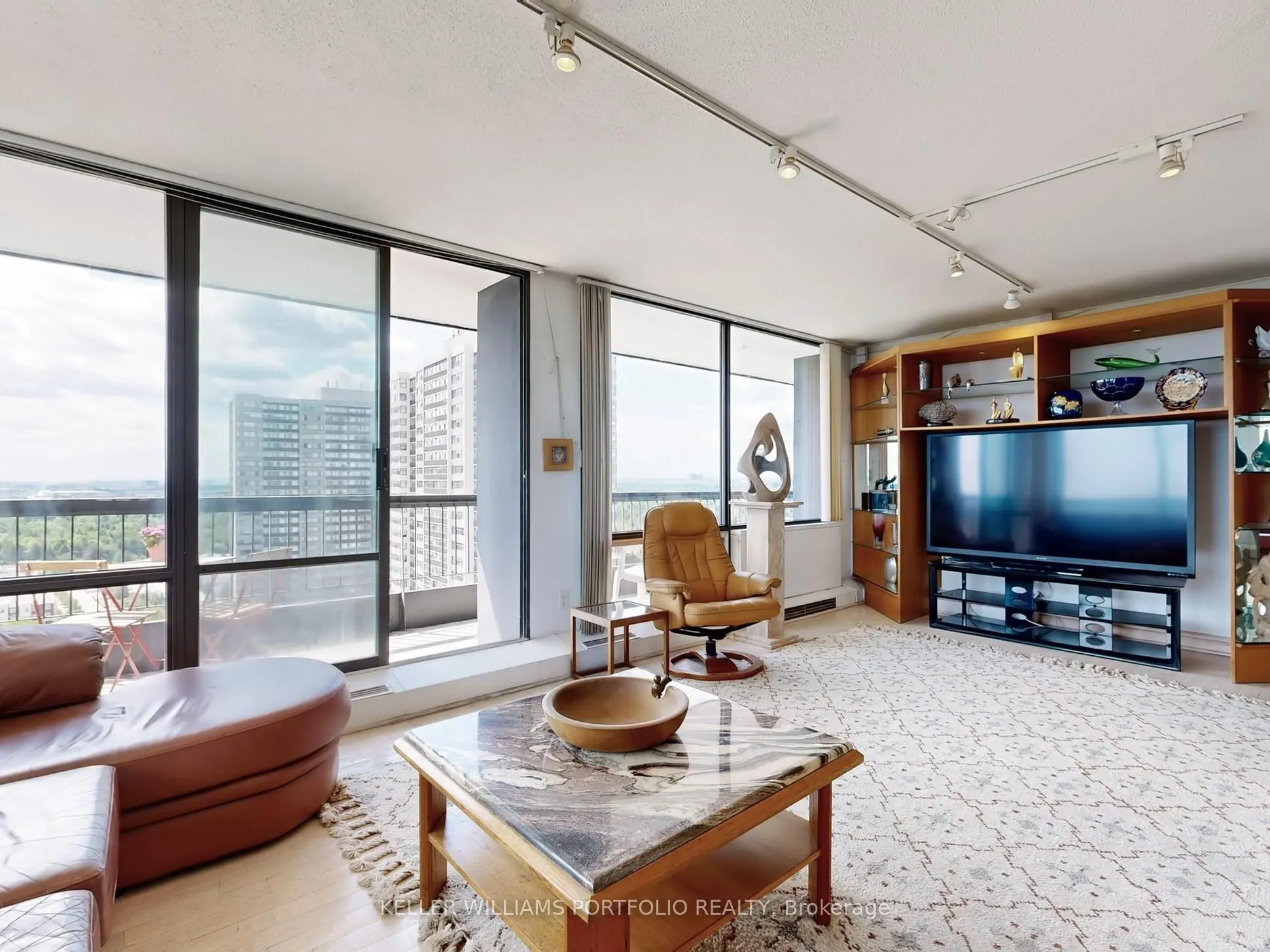 135 Antibes Drive, ##2104