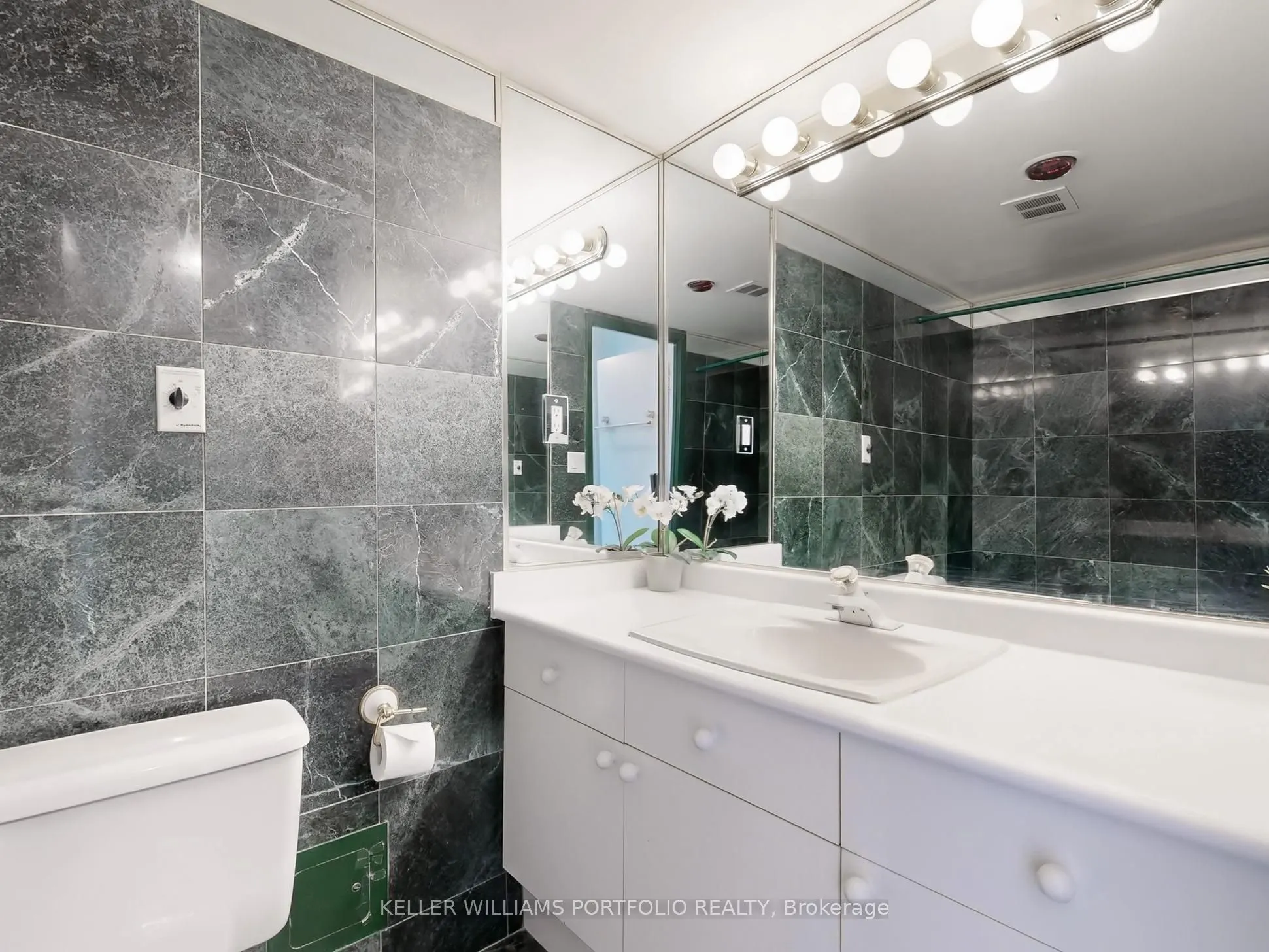 135 Antibes Drive, ##2104