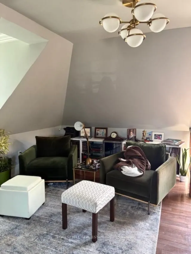 216 Heath Street, #4
