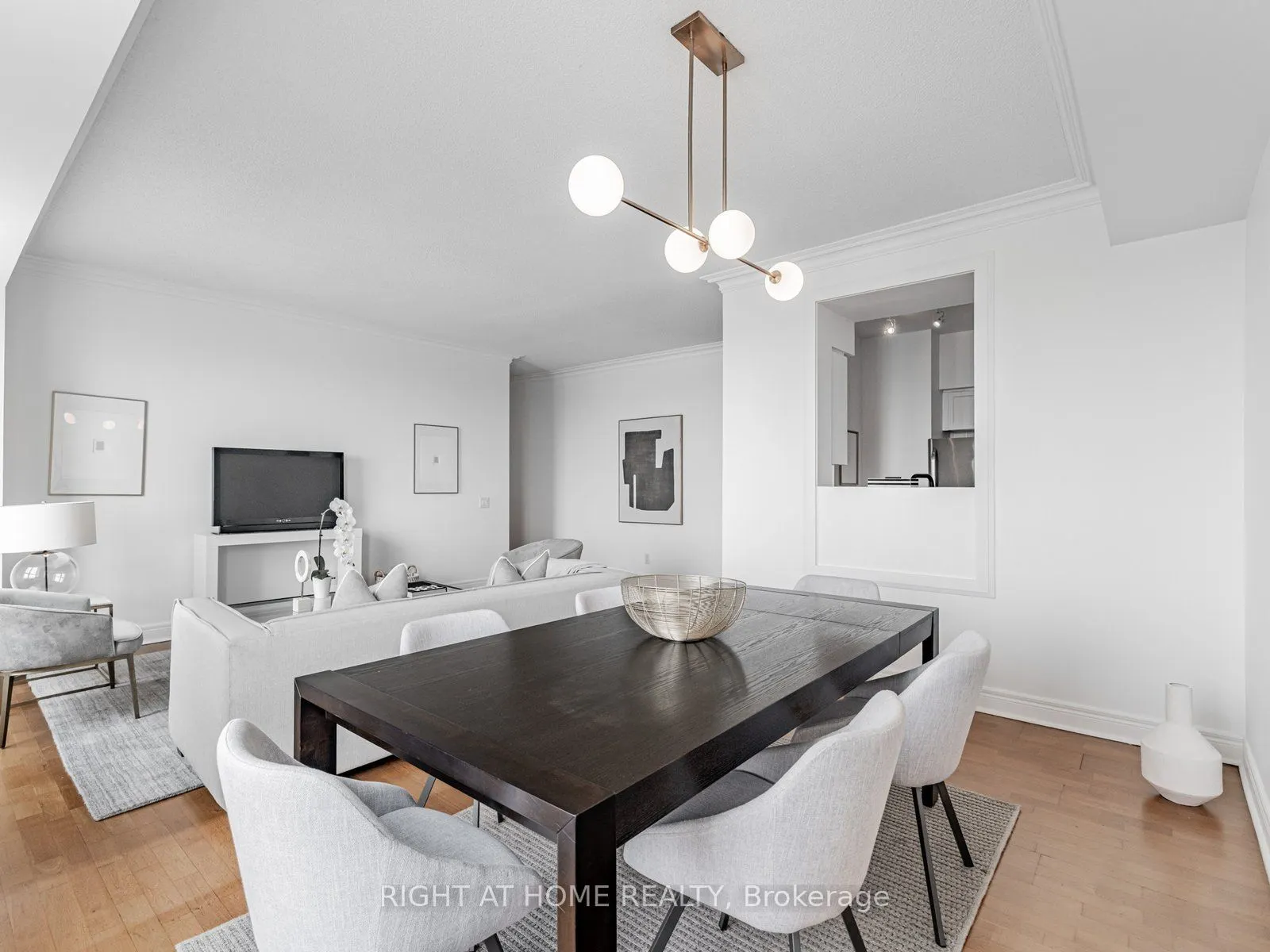 1 Clairtrell Road, #RG1