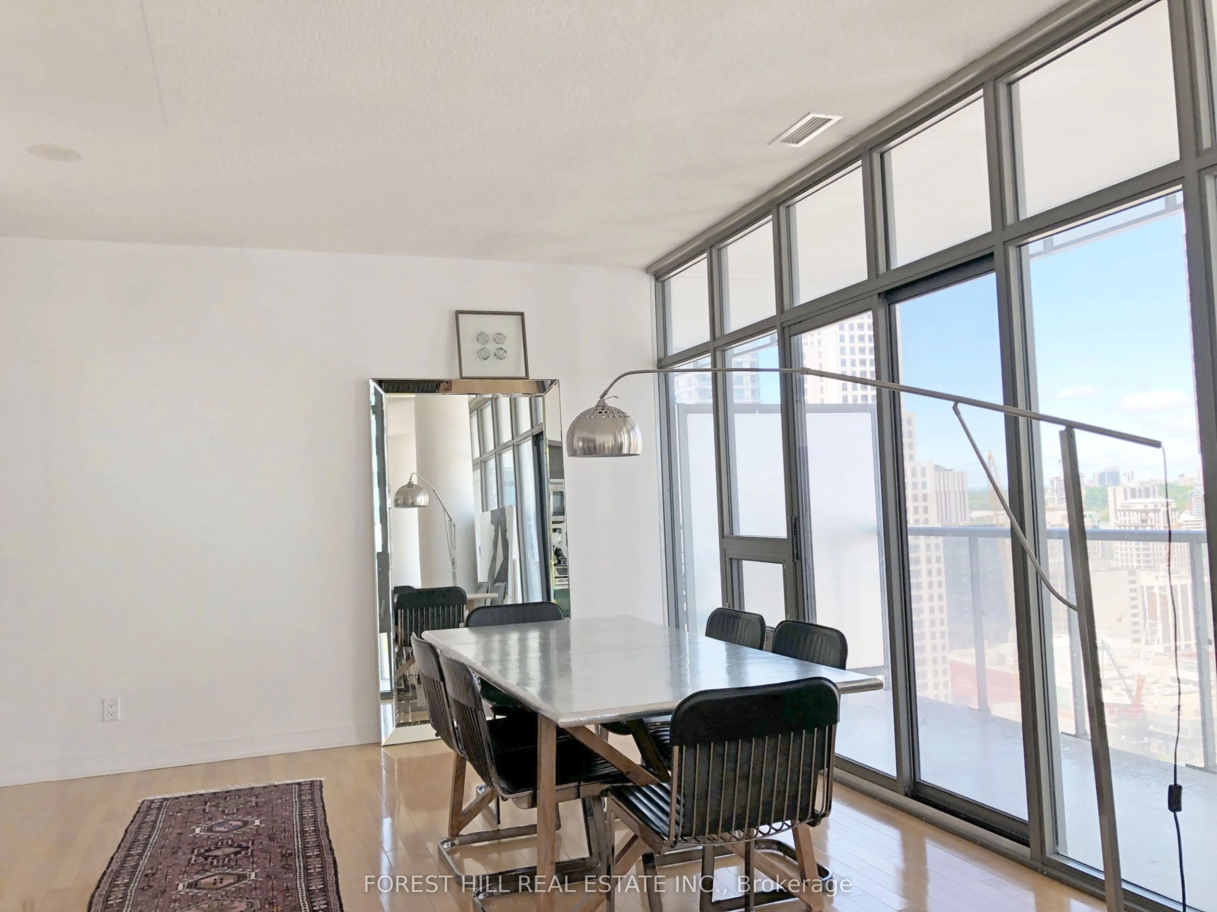 33 Charles Street E, #2511