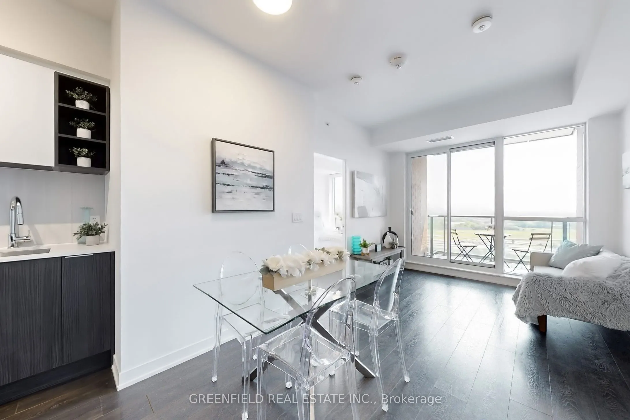 31 Tippett Road, #1310