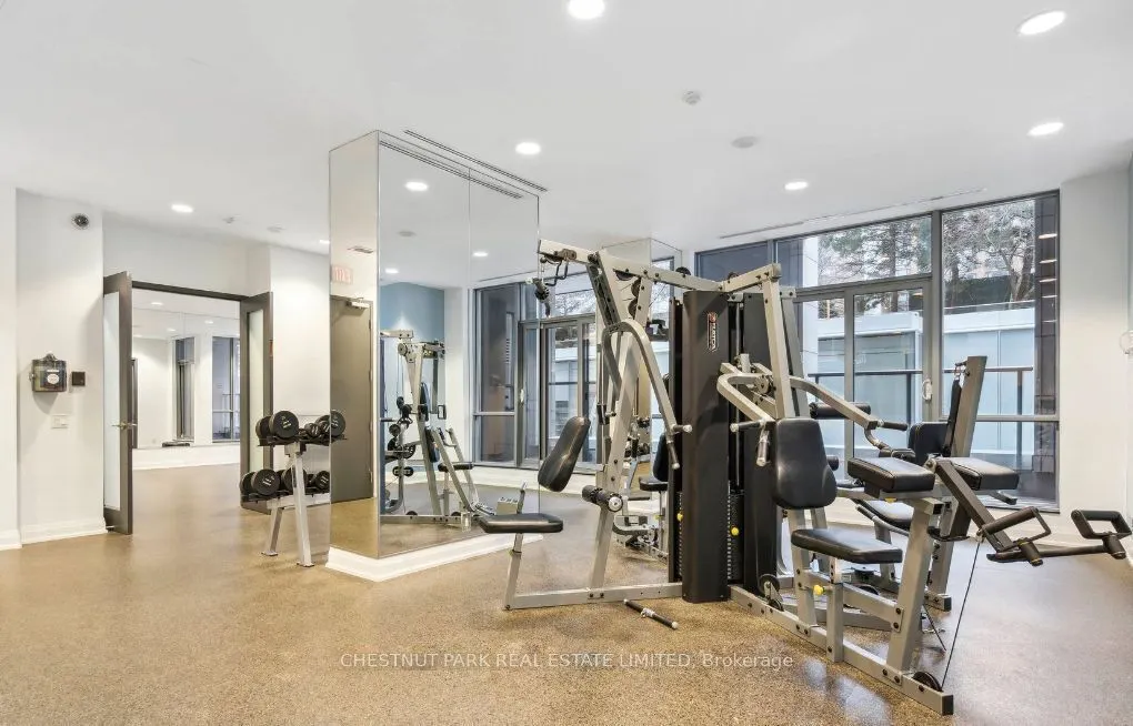 21 Balmuto Street, #1204