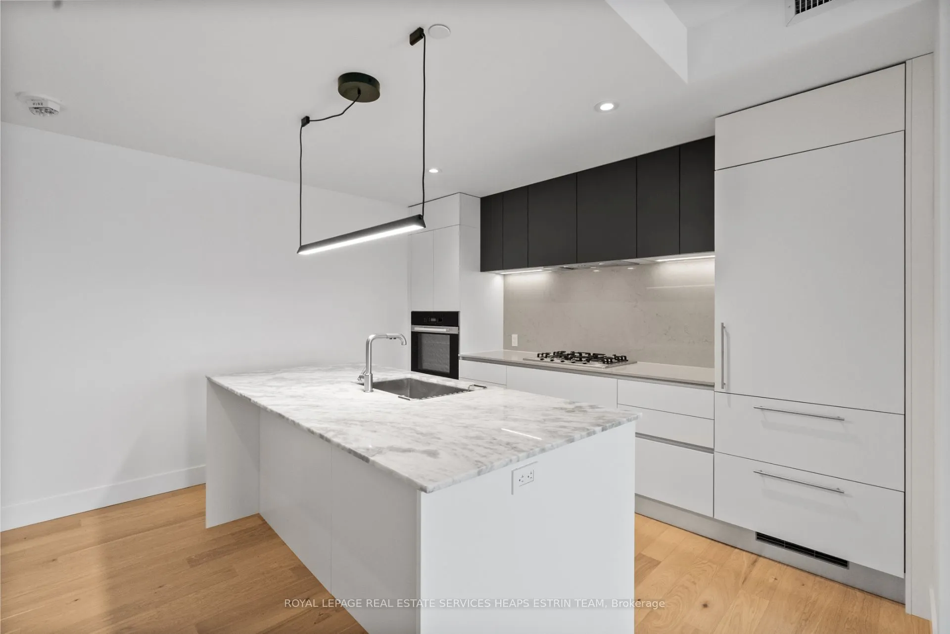 1414 Bayview Avenue, #409
